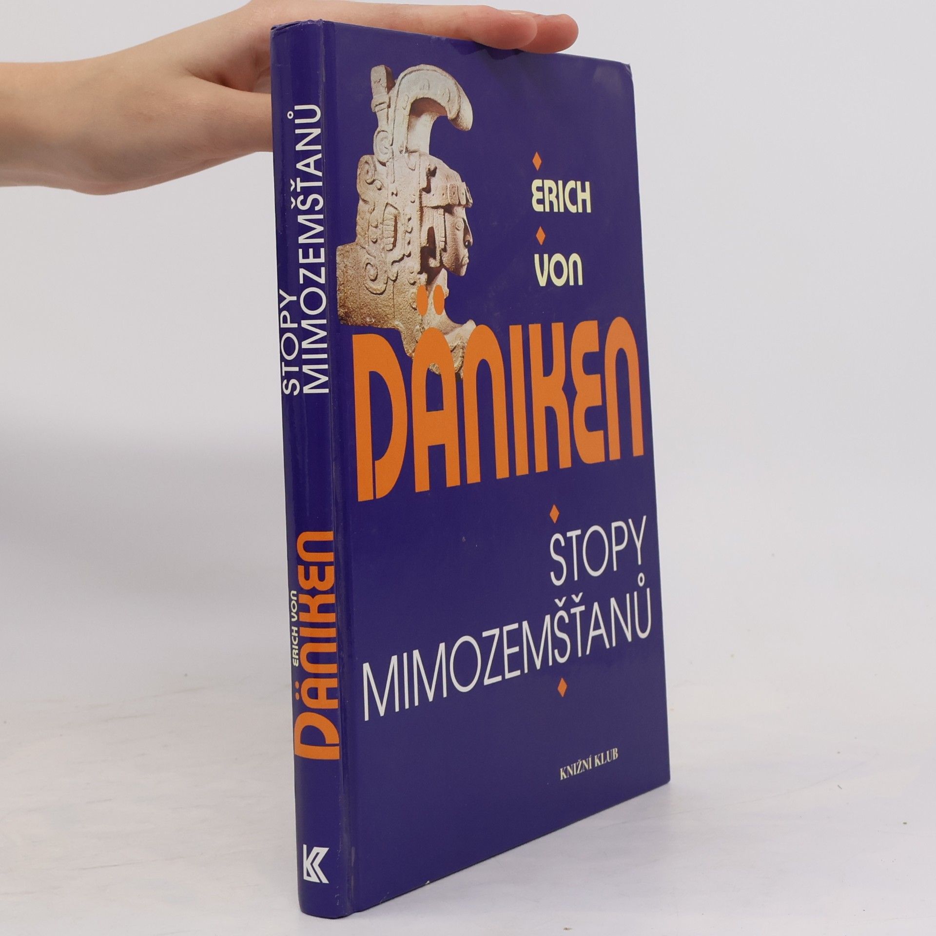 Erich von Däniken Stopy mimozemšťanů