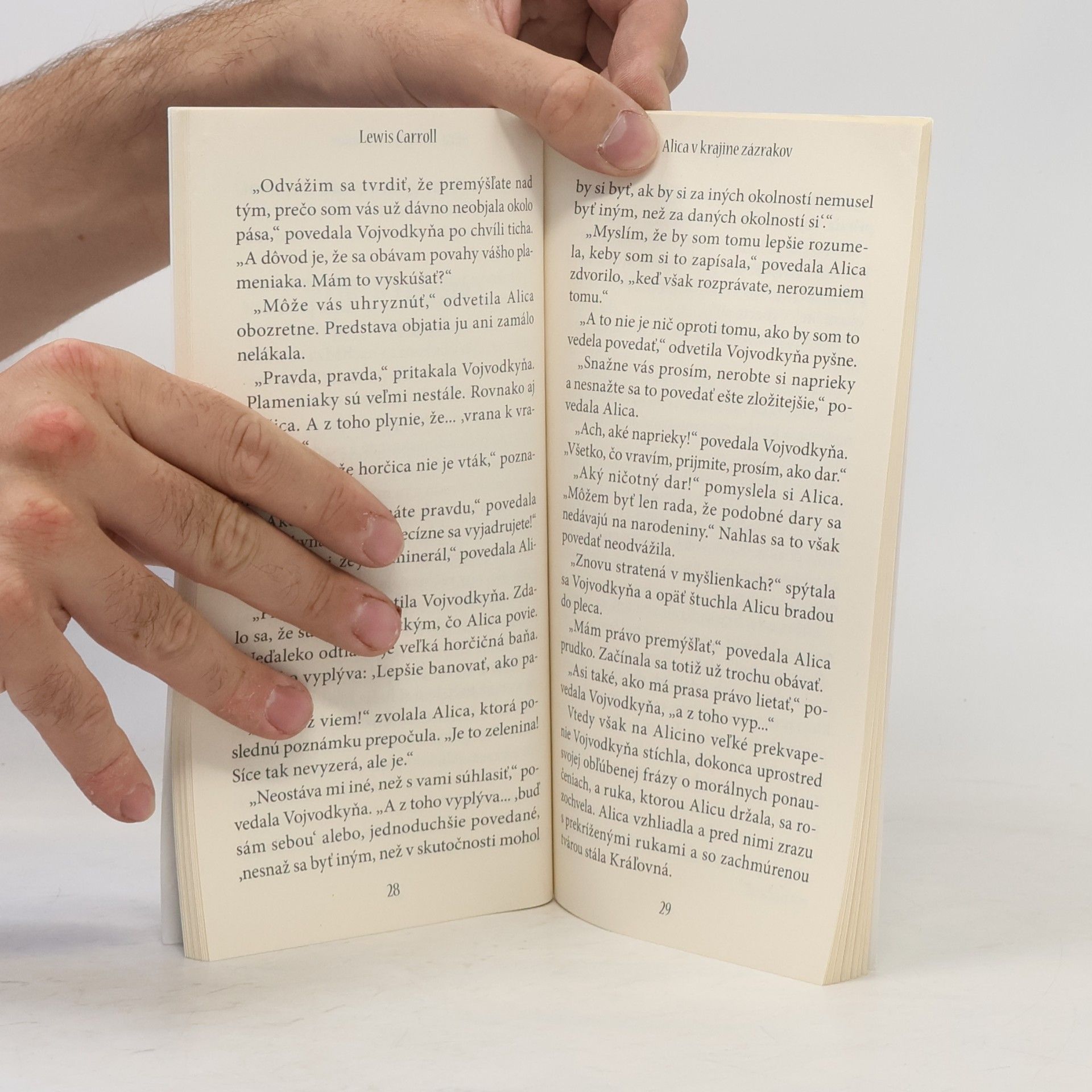 Lewis Carroll Alica v krajine zázrakov (druhý diel)