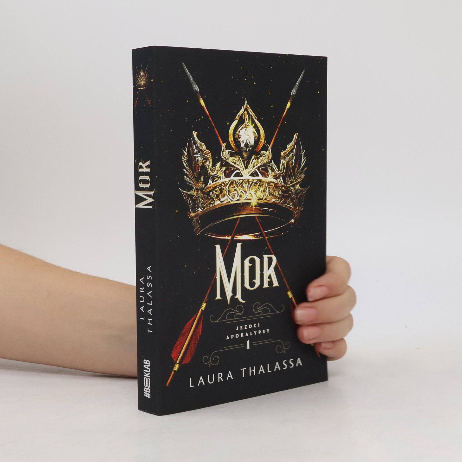 Laura Thalassa Mor