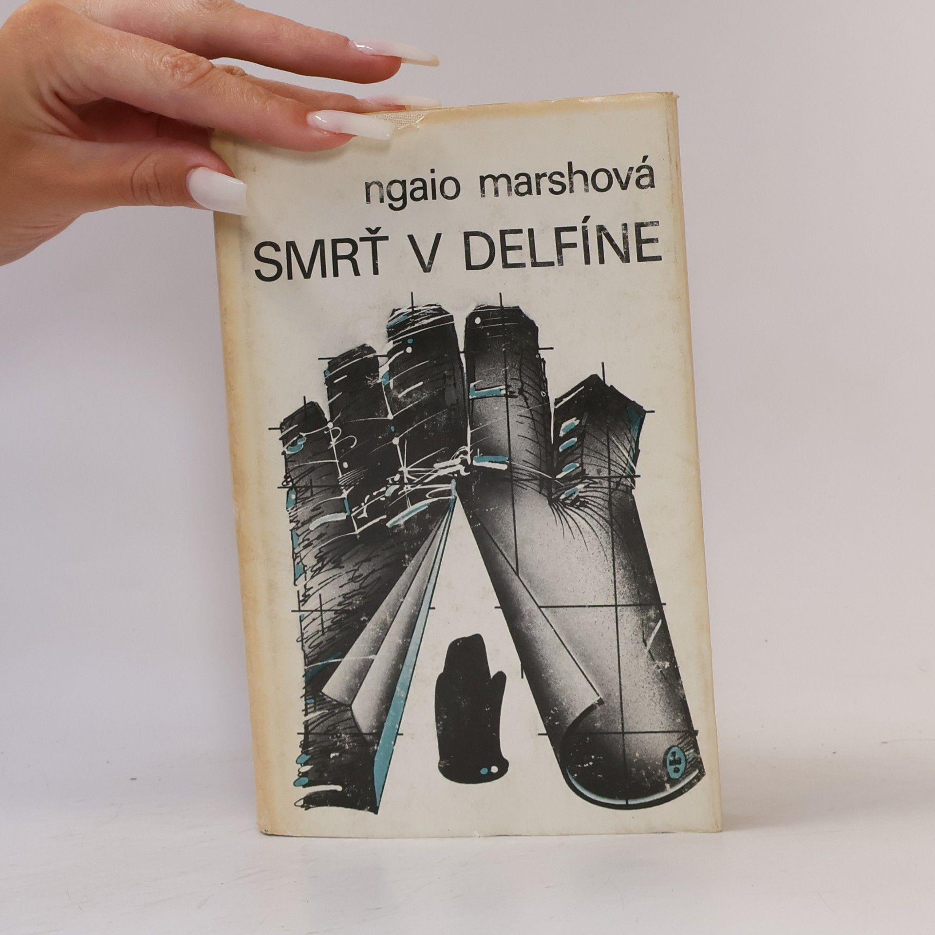 Ngaio Marsh Smrť v Delfíne