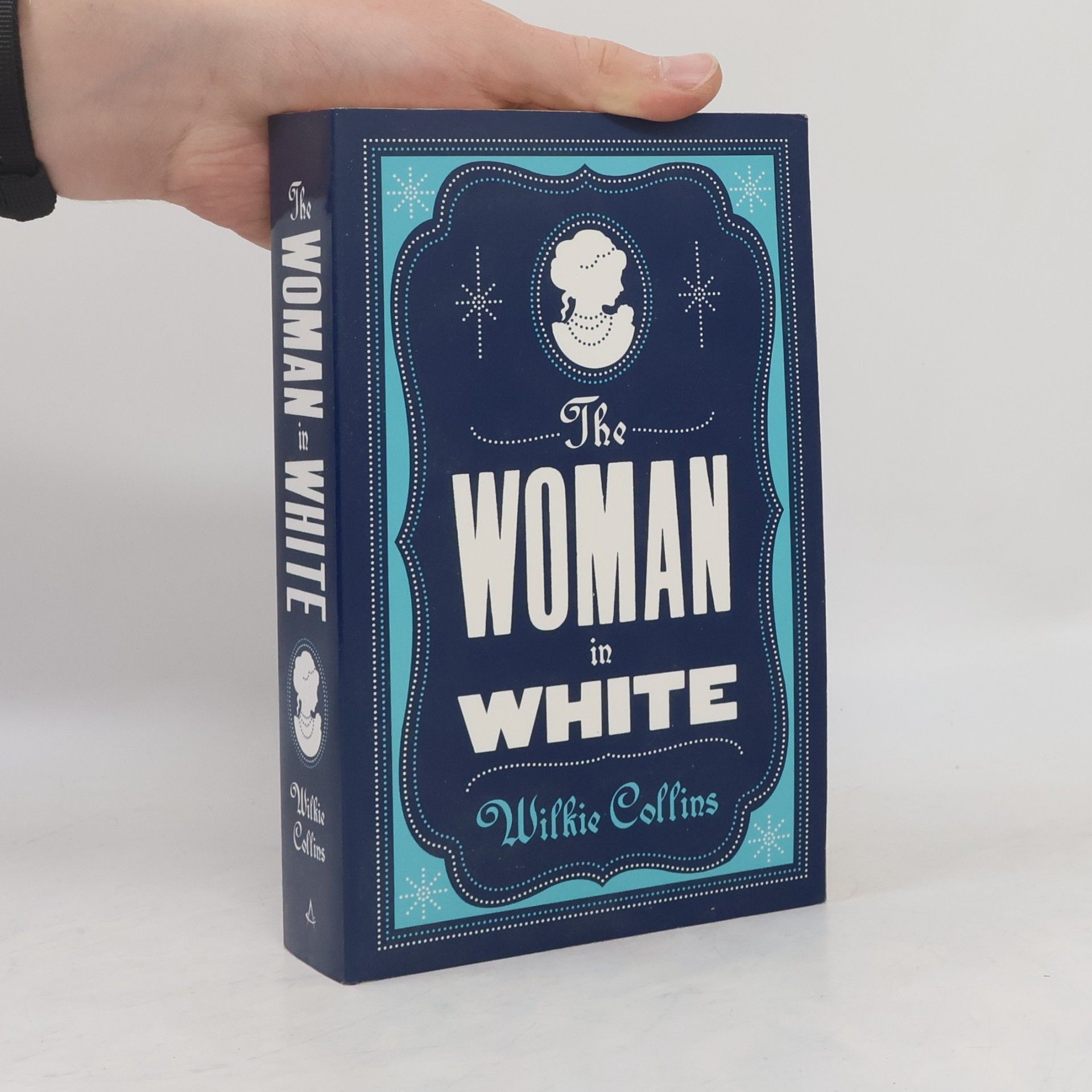 Wilkie Collins The Woman in White