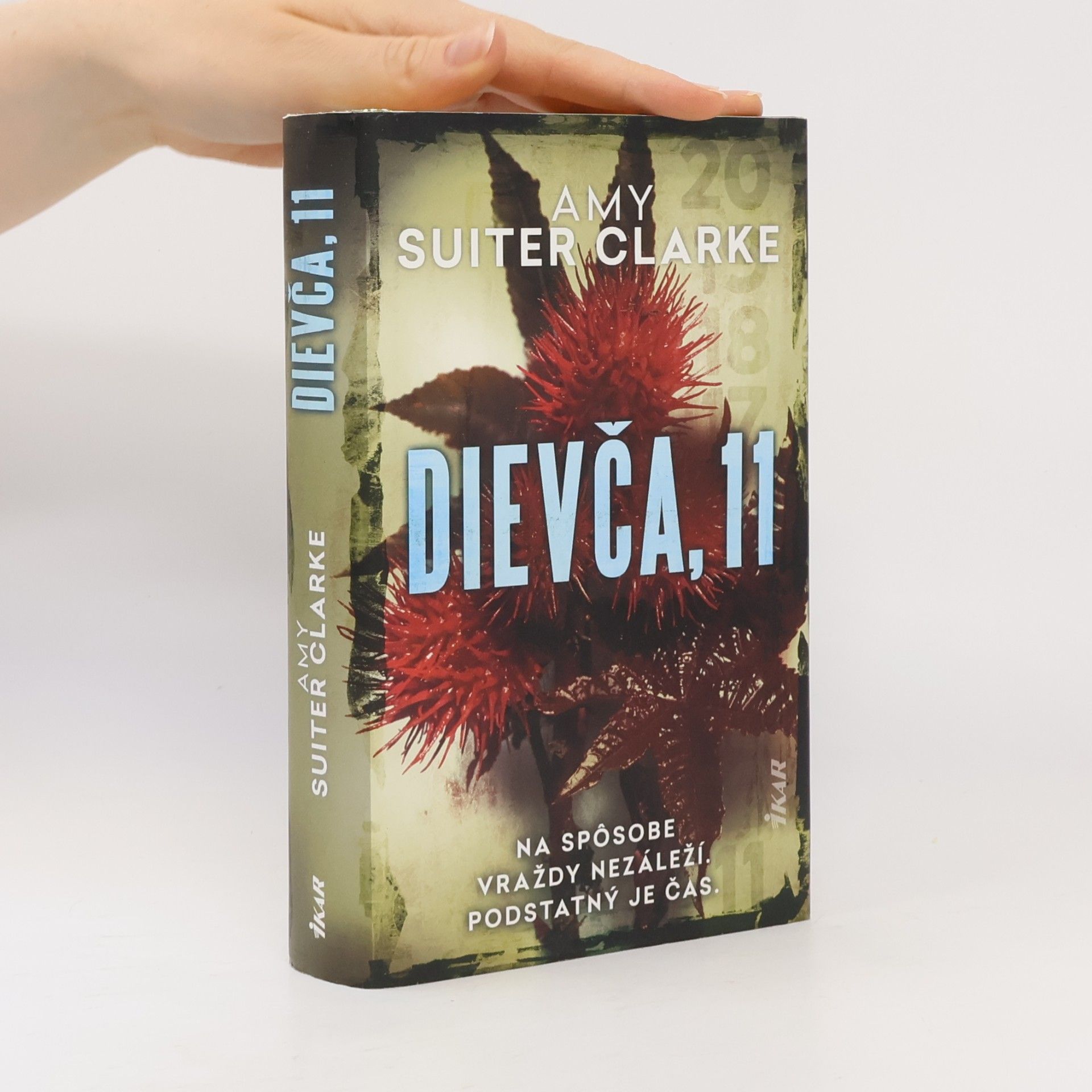 Amy Suiter Clarke Dievča, 11