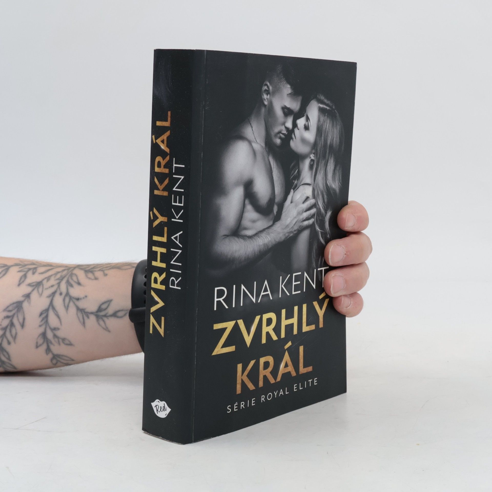 Rina Kent Zvrhlý král