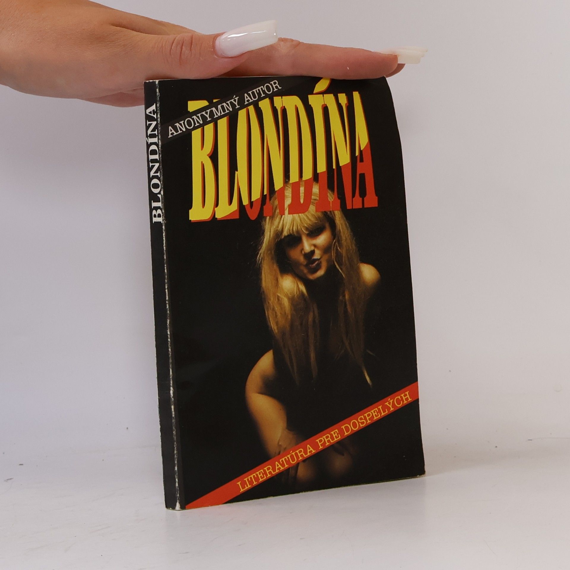 Kolektív autorov Blondína
