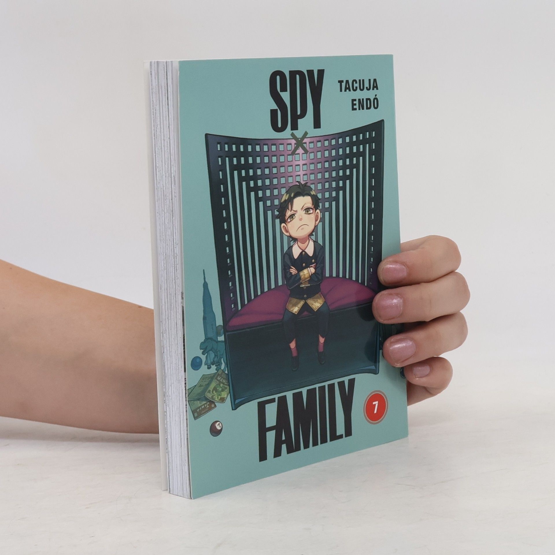 Tacuja Endó Spy x family: 7
