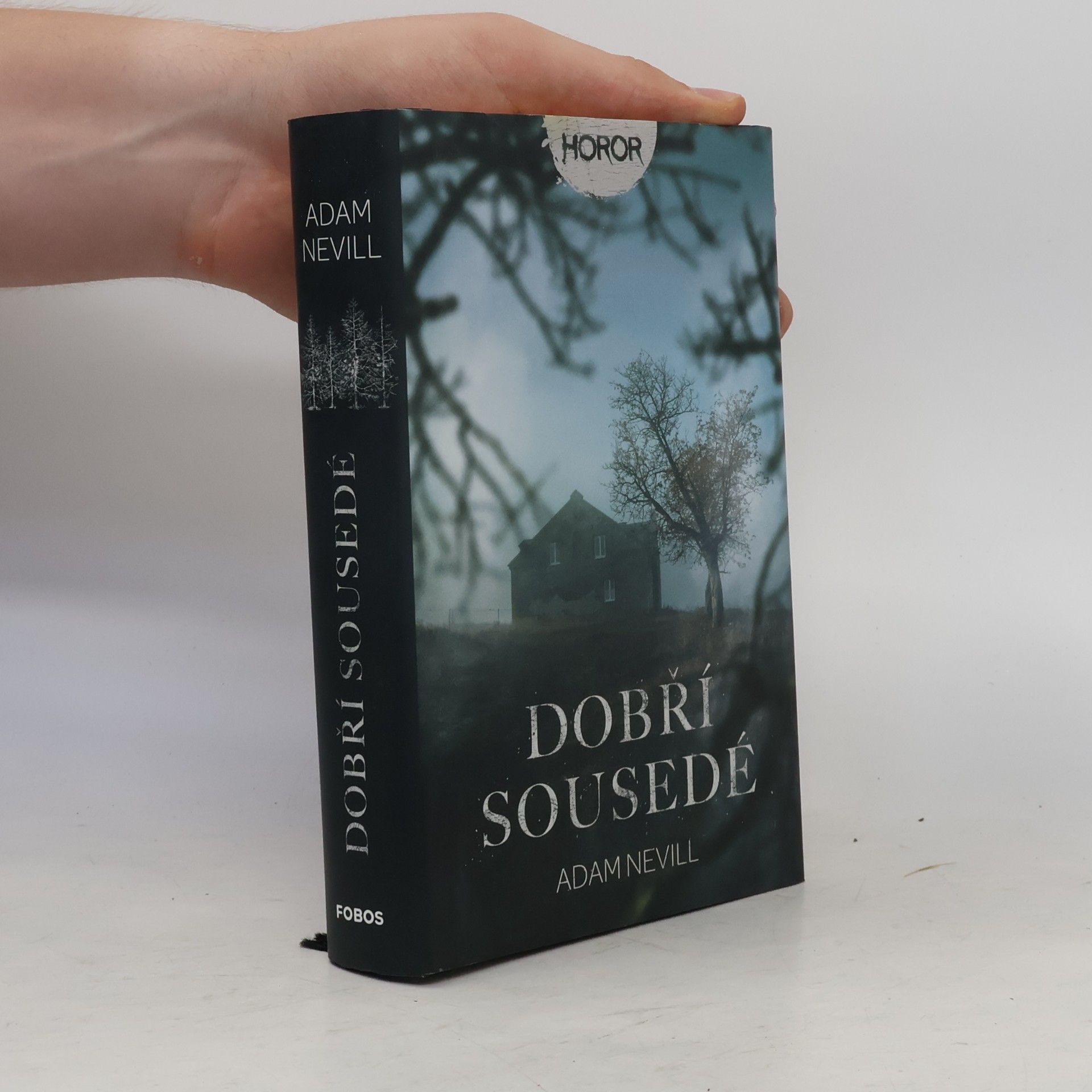 Adam Nevill Dobří sousedé