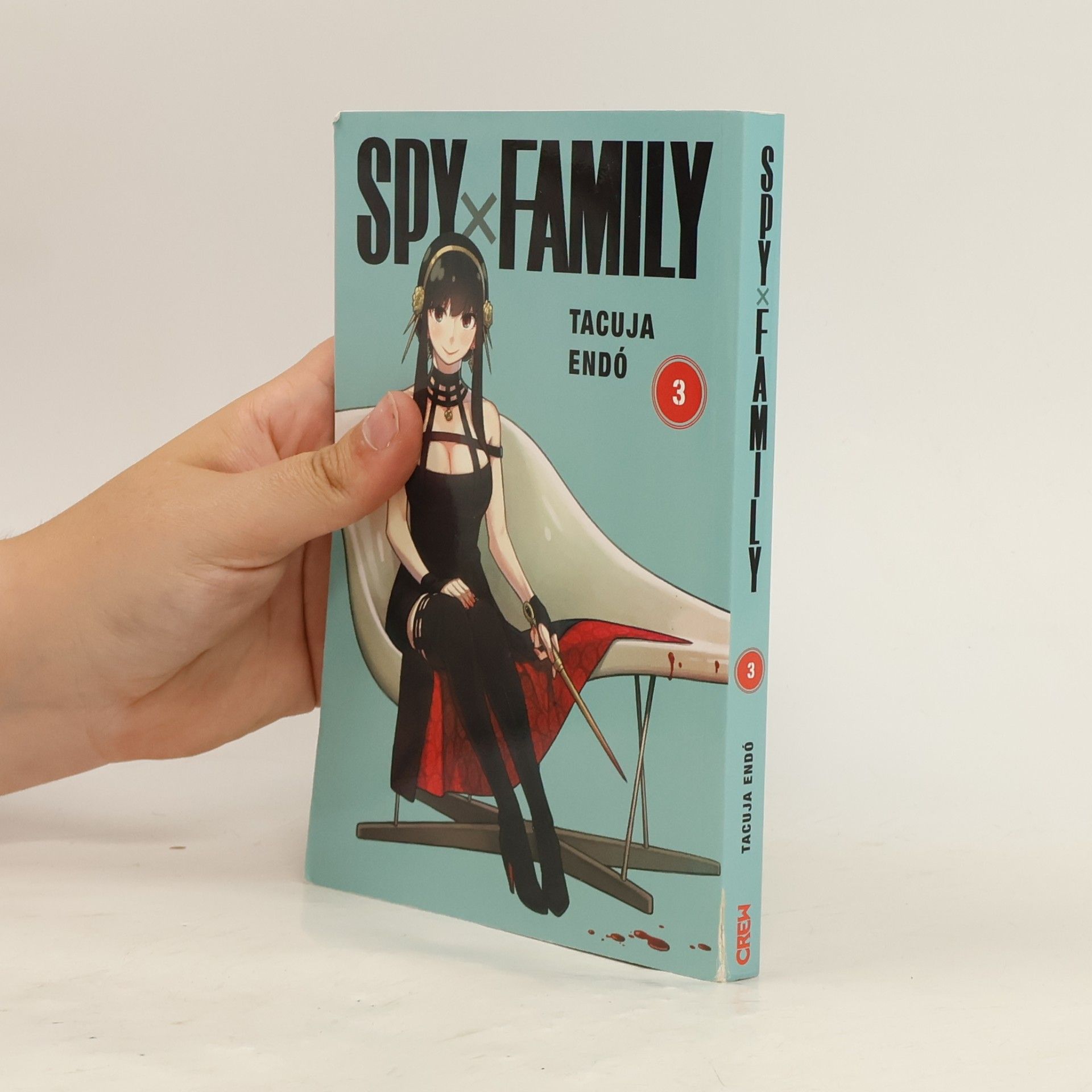 Tacuja Endó Spy x Family 3