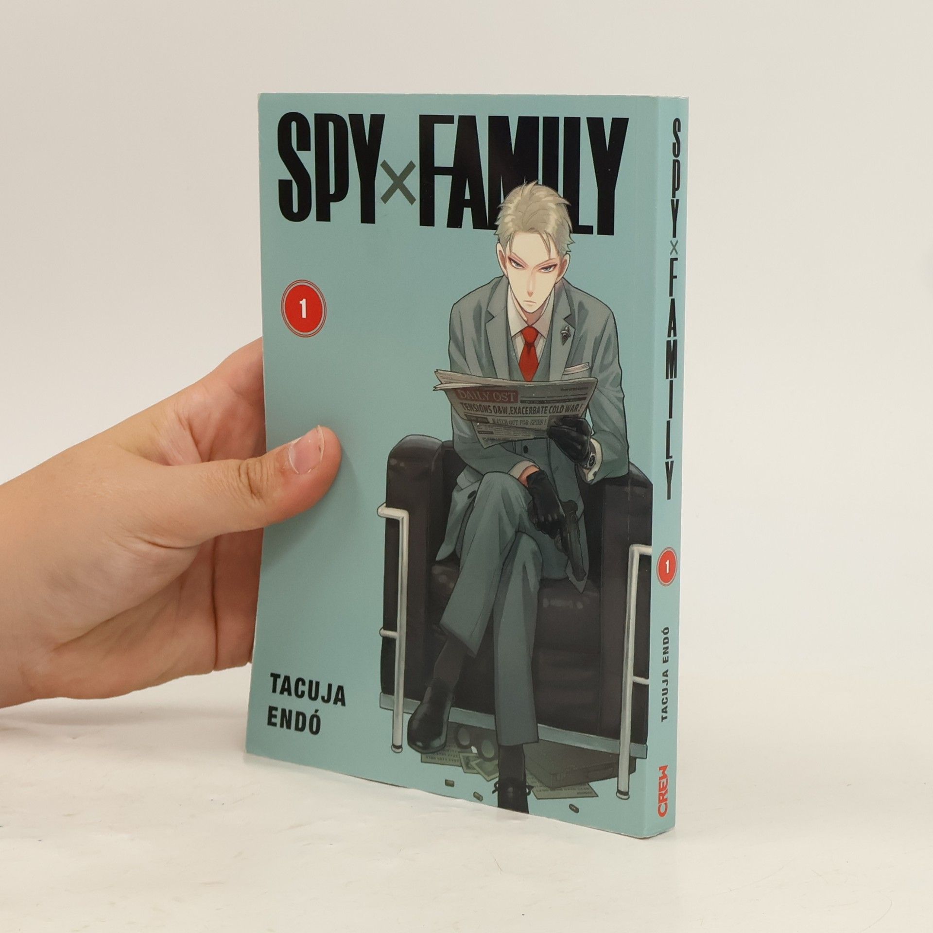 Tacuja Endó Spy x Family 1