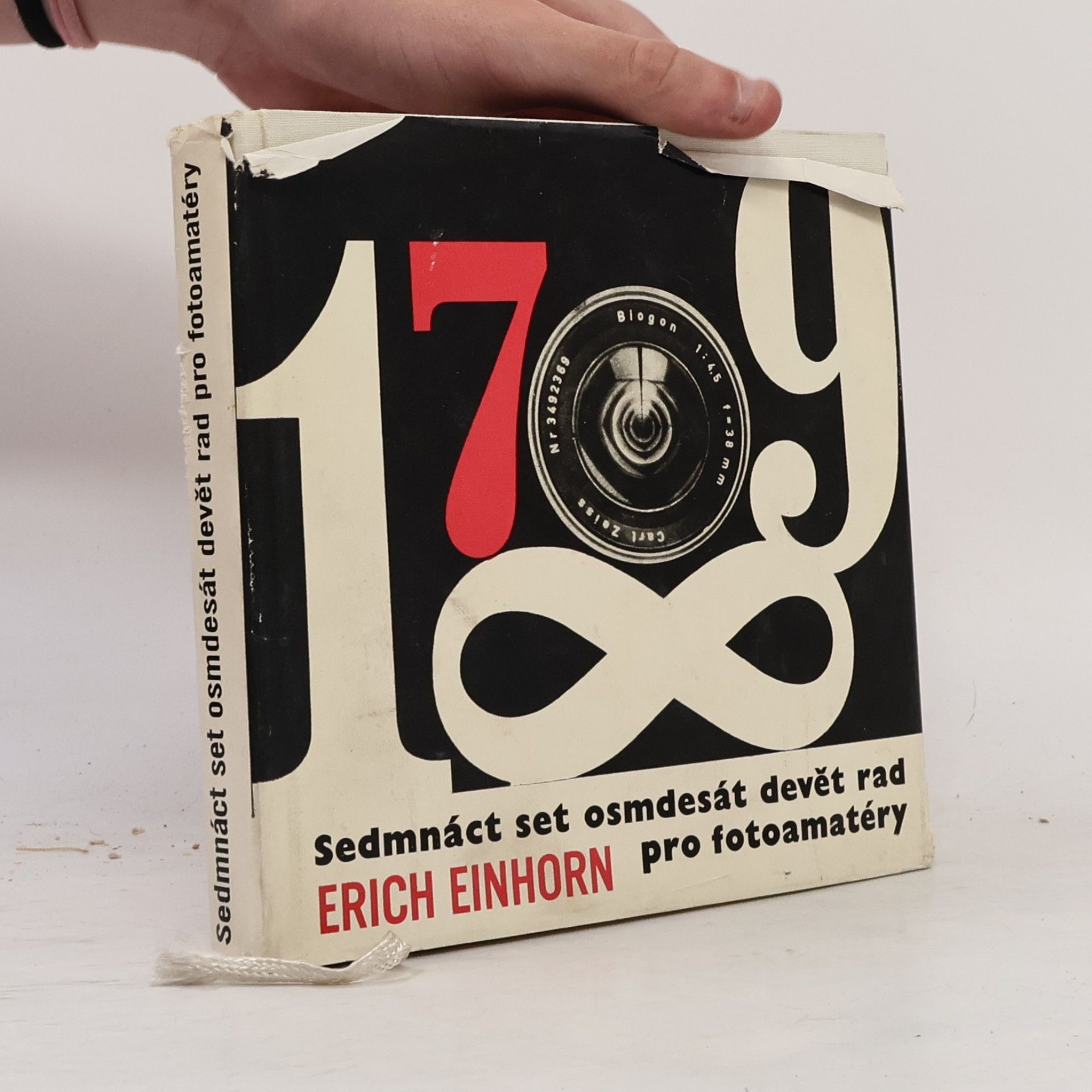 Erich Einhorn Sedmnáct set osmdesát devět rad pro fotoamatéry
