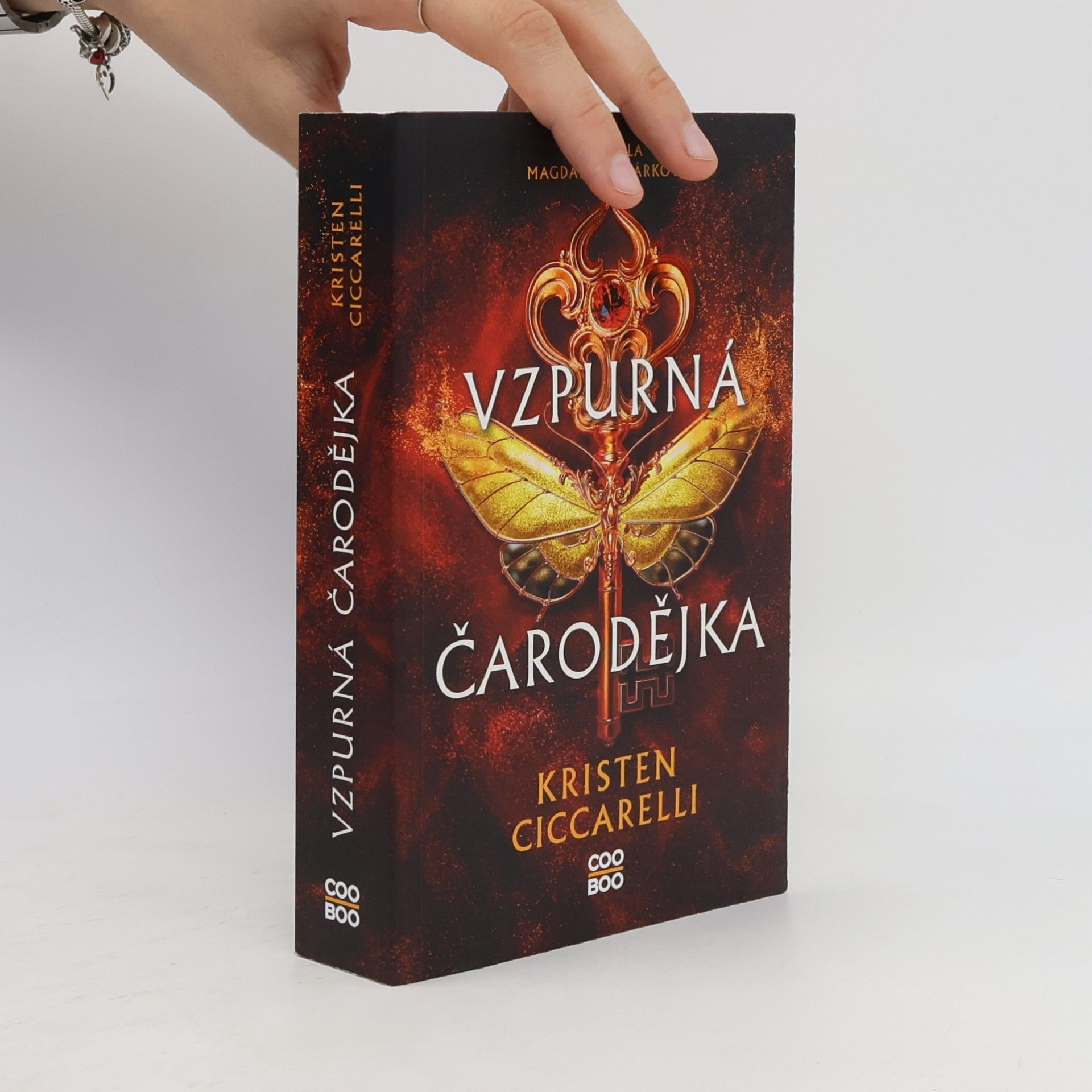 Kristen Ciccarelli Vzpurná čarodějka