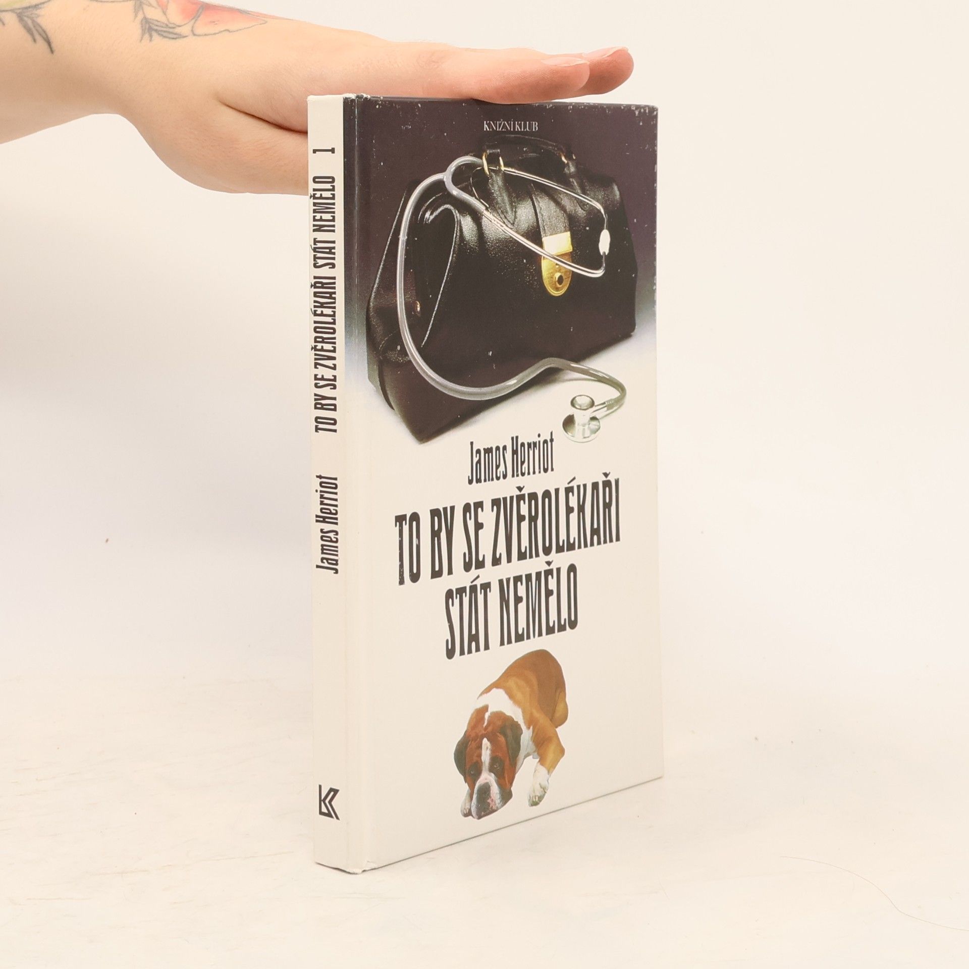 James Herriot To by se zvěrolékaři stát nemělo. 1.díl
