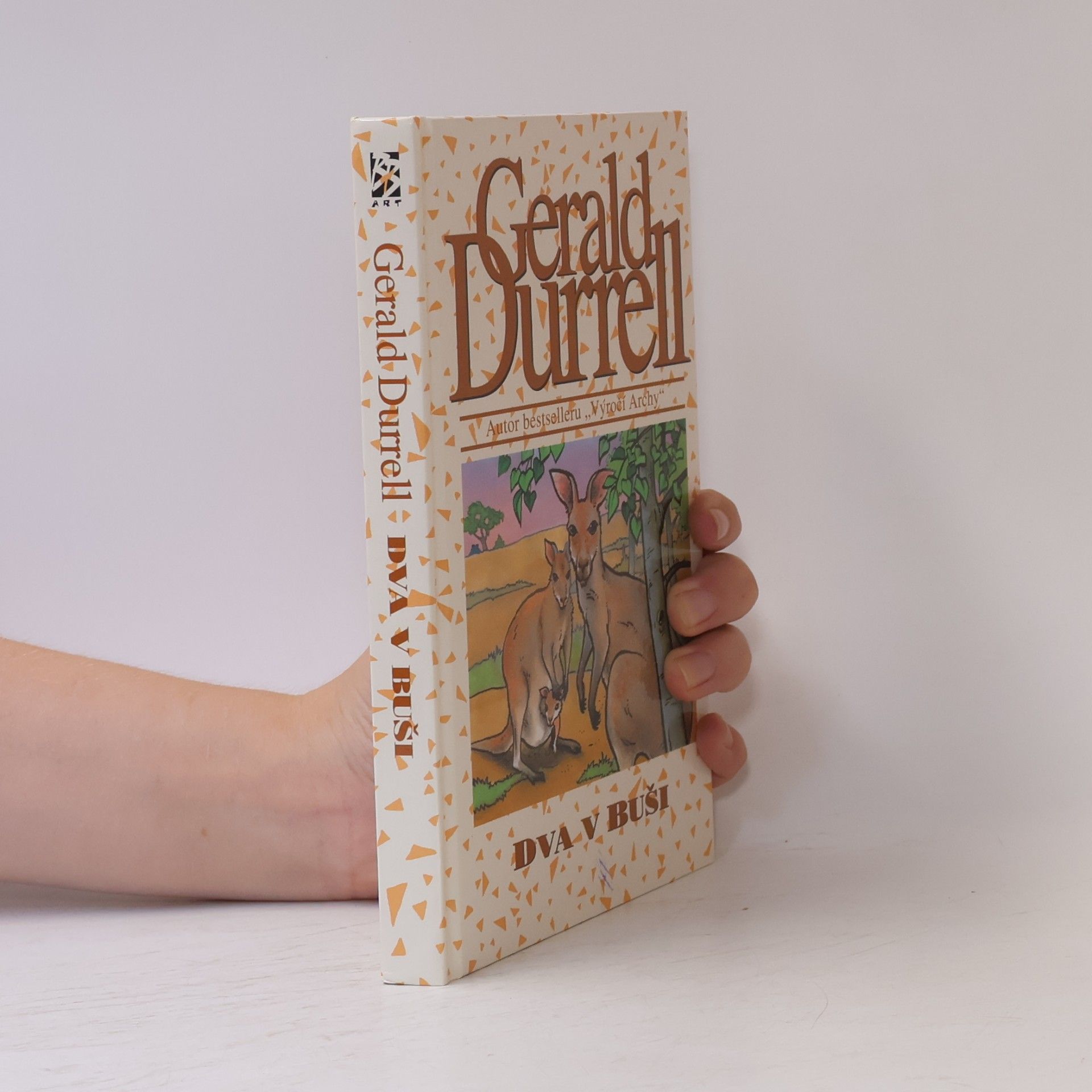 Gerald Durrell Dva v buši