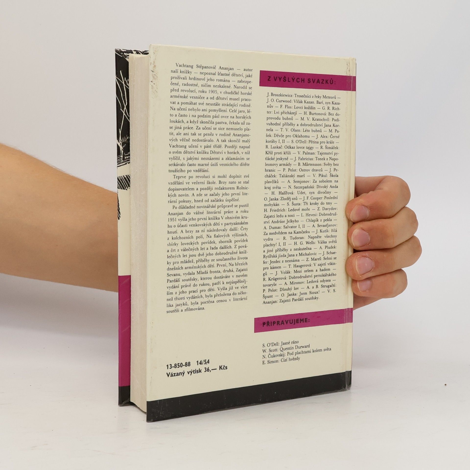 Eduard Hájek Zajatci Pardálí soutěsky