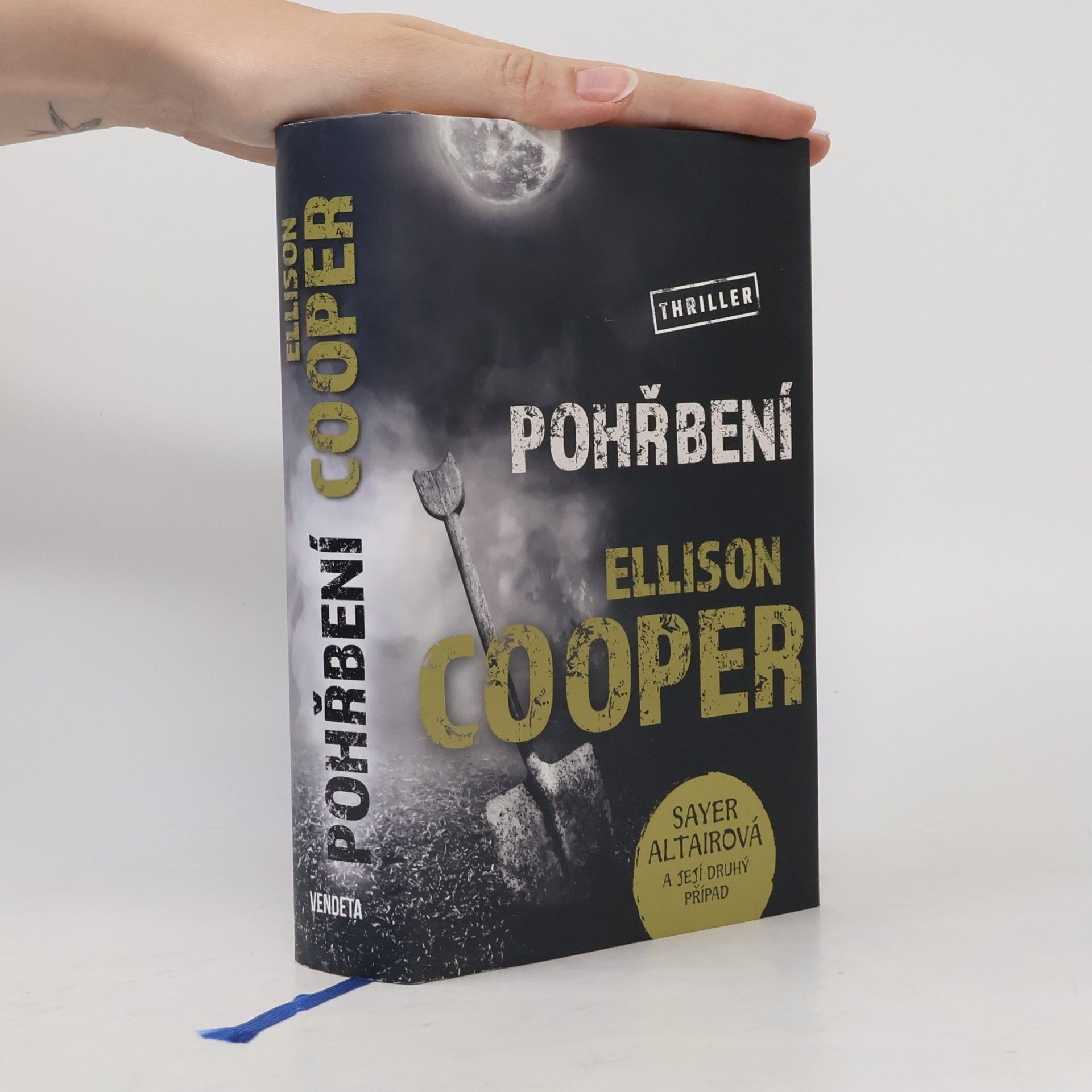 Ellison Cooper Pohřbení