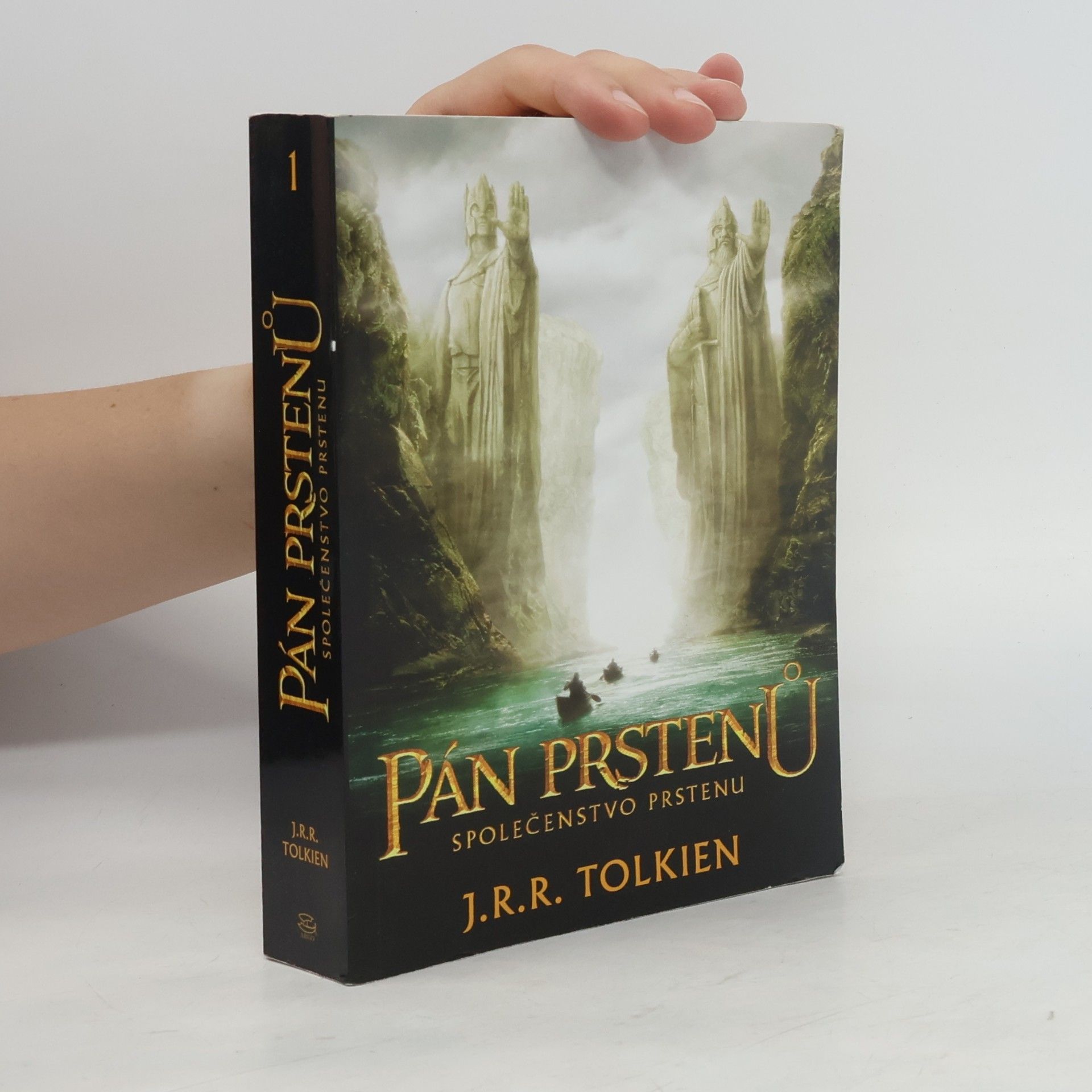 J. R. R. Tolkien Pán prstenů. Společenstvo prstenu