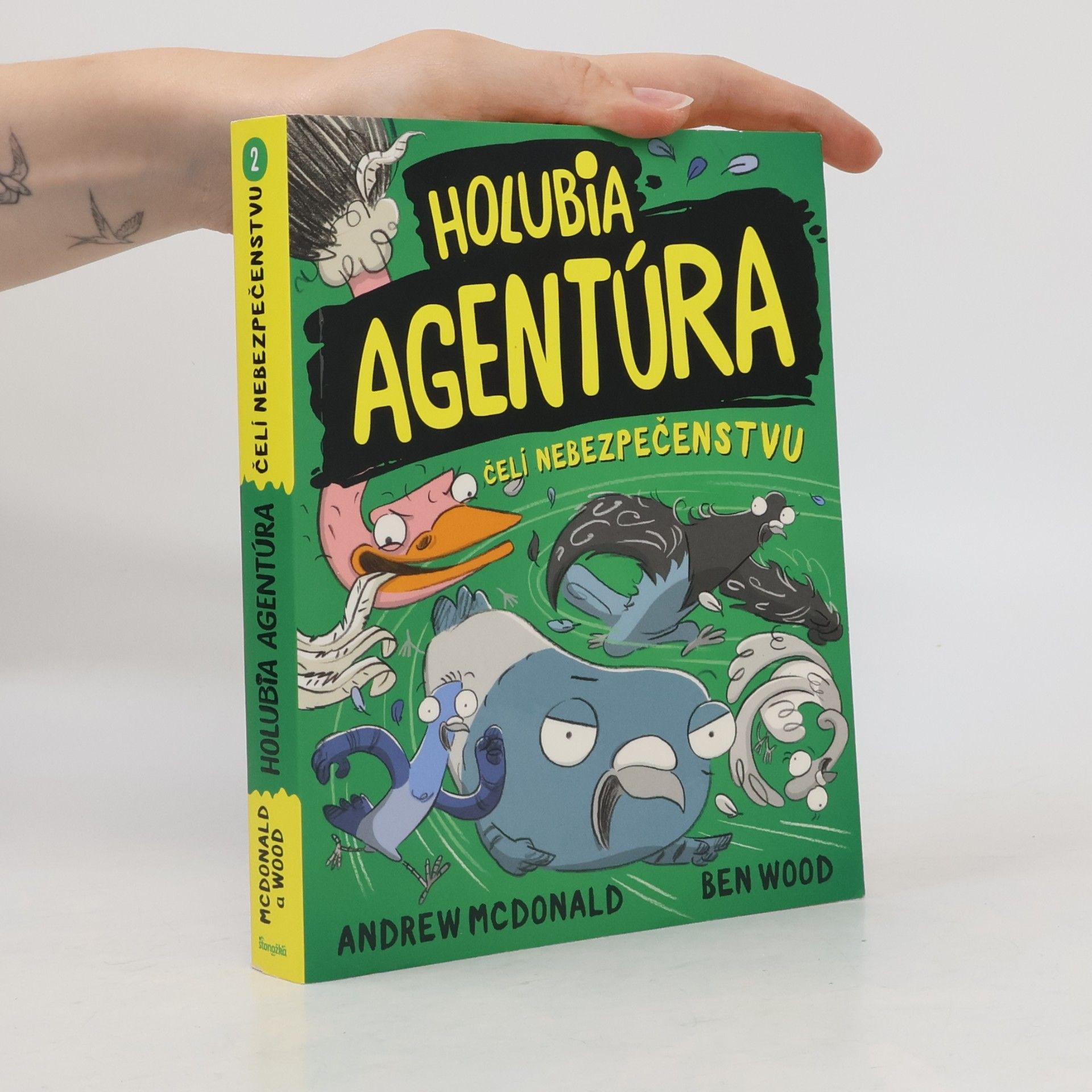 Andrew McDonald Holubia agentúra čelí nebezpečenstvu