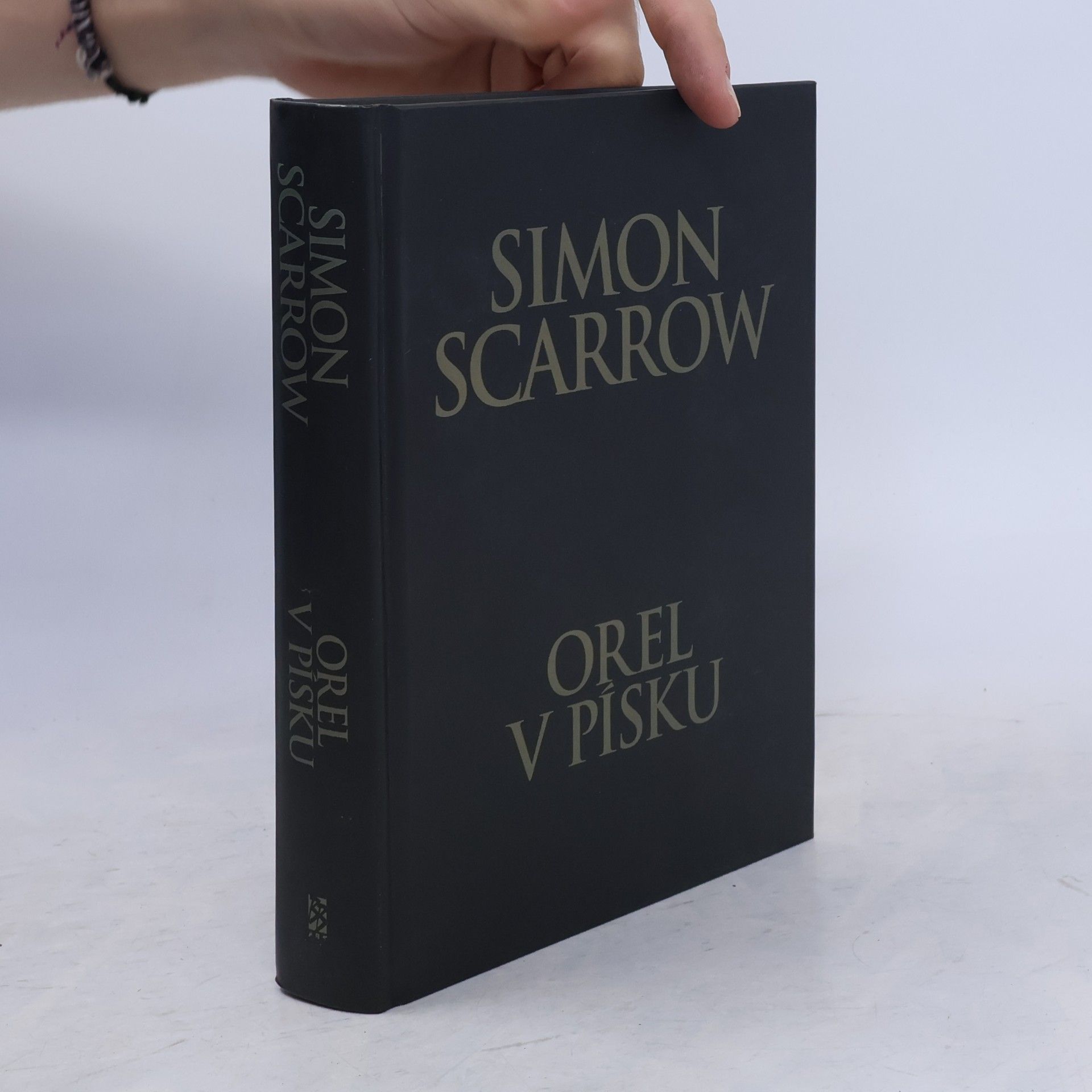 Simon Scarrow Orel v písku