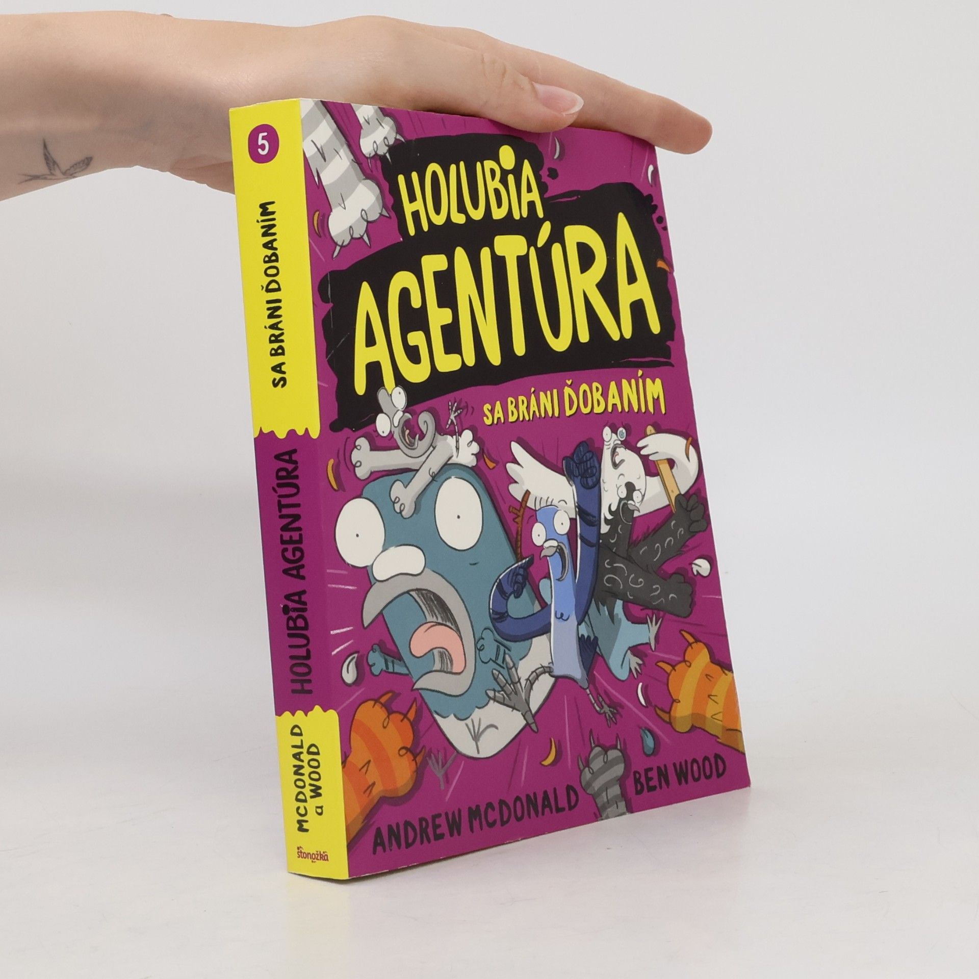 Andrew McDonald Holubia agentúra sa bráni ďobaním