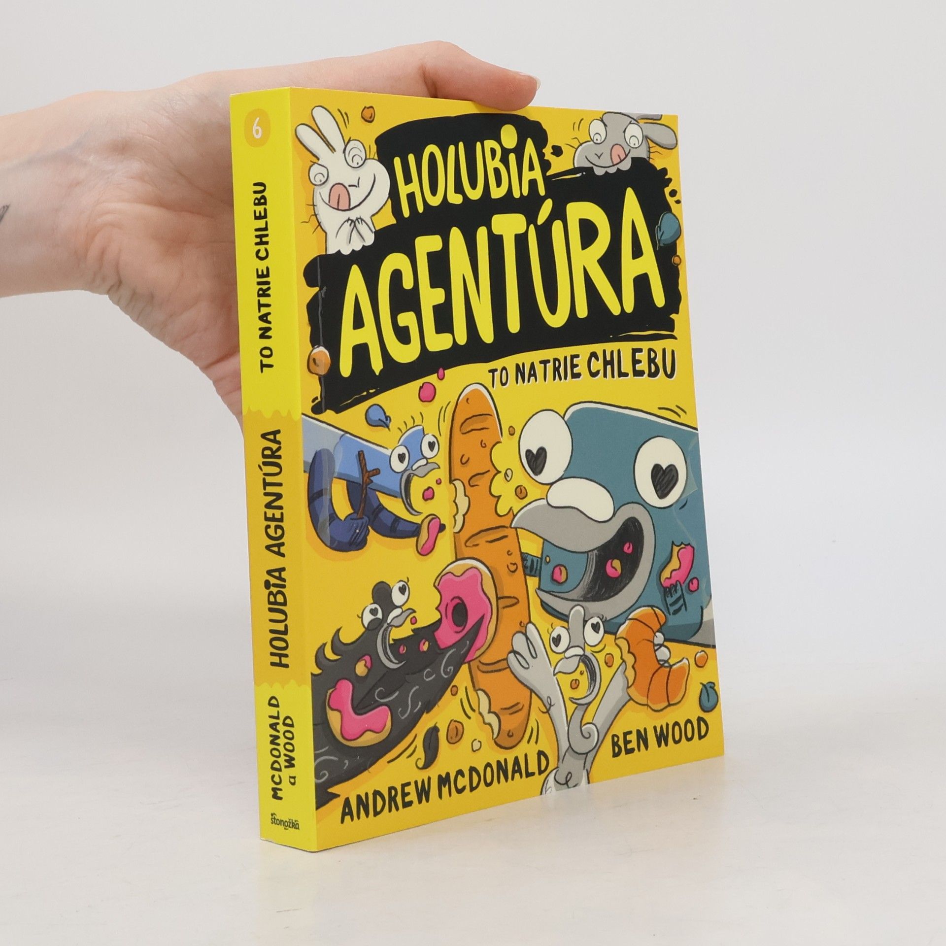 Andrew McDonald Holubia agentúra to natrie chlebu