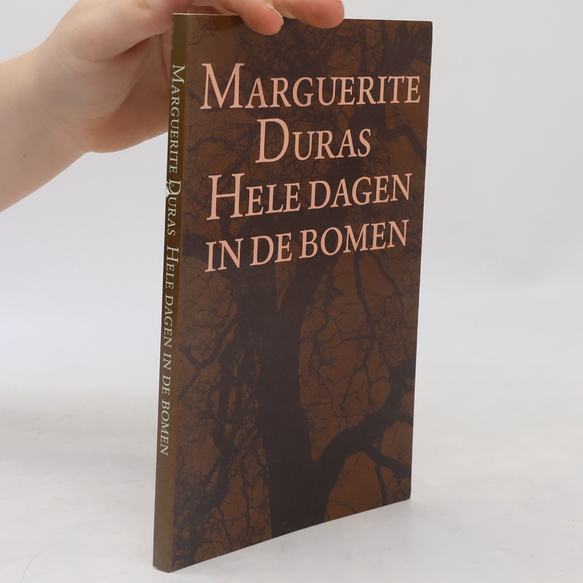 Hele Dagen in de Bomen