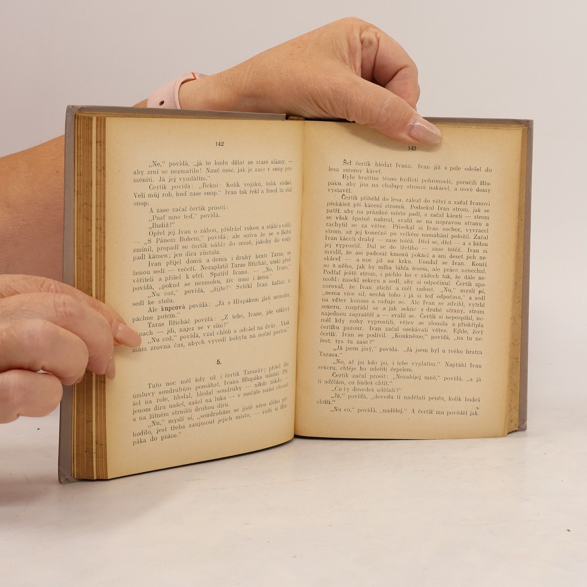 Lew Nikolajewitsch Tolstoi Spisy Hrab. Lva Nikol. Tolstého. Svazek XI. Povídky pro lid. Co jest umění? (2 díla v 1 svazku)