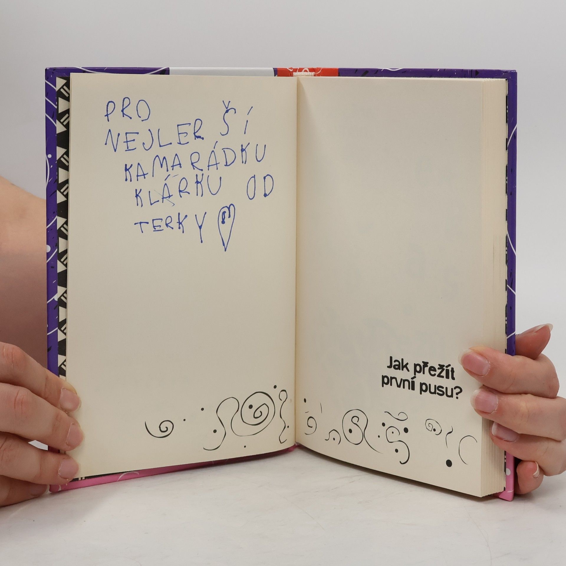 Francine Oomen Jak přežít první pusu