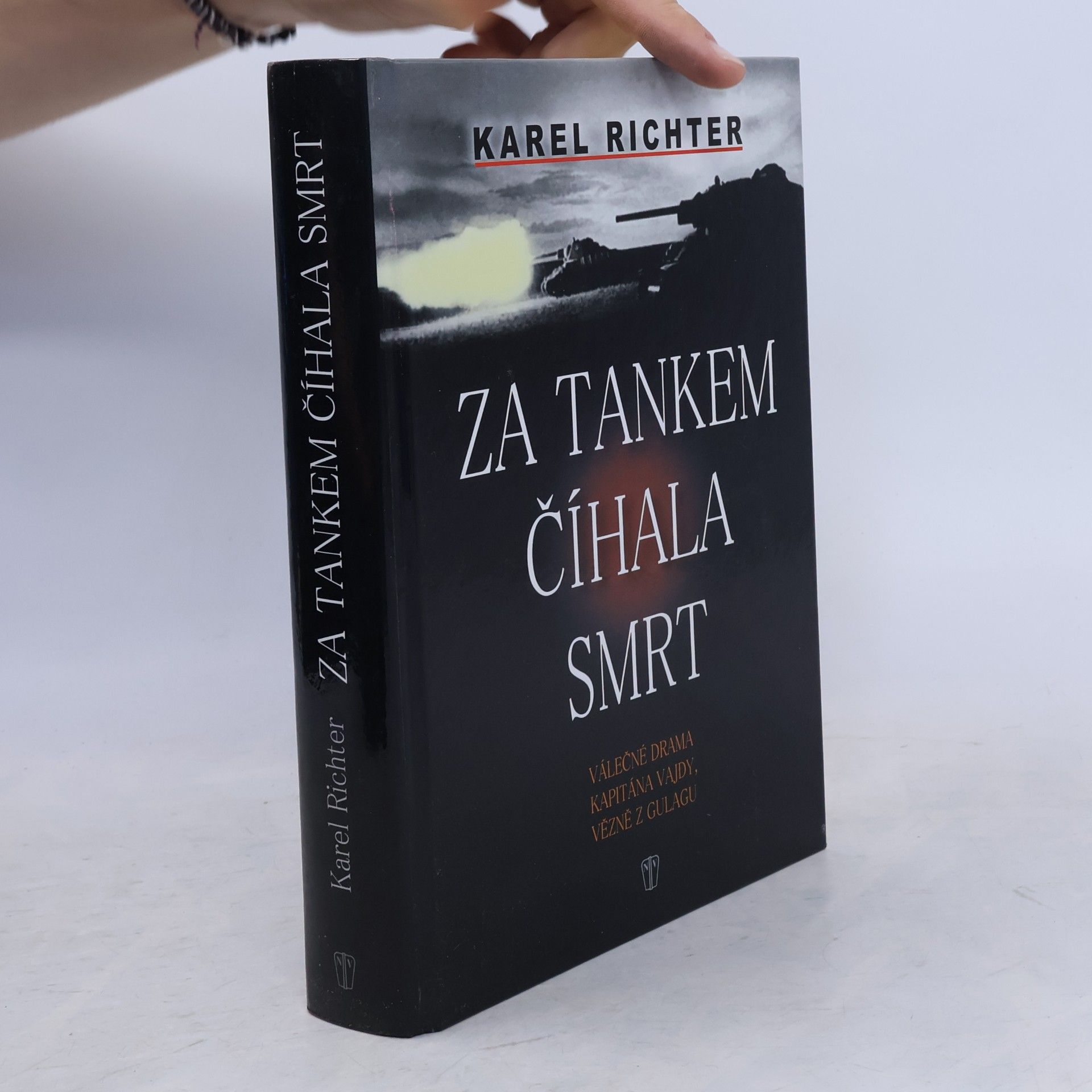 Karel Richter Za tankem číhala smrt