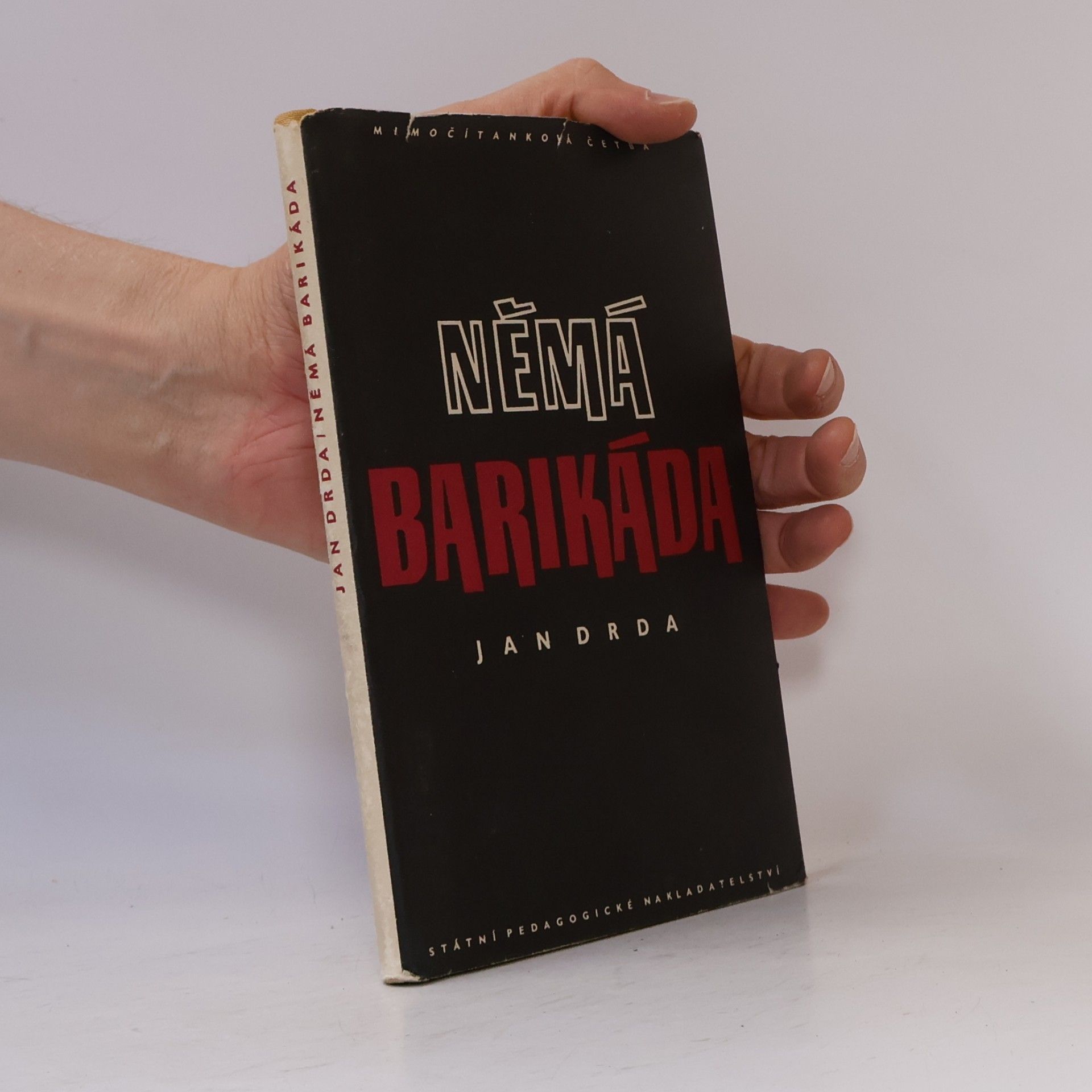 Jan Drda Němá barikáda