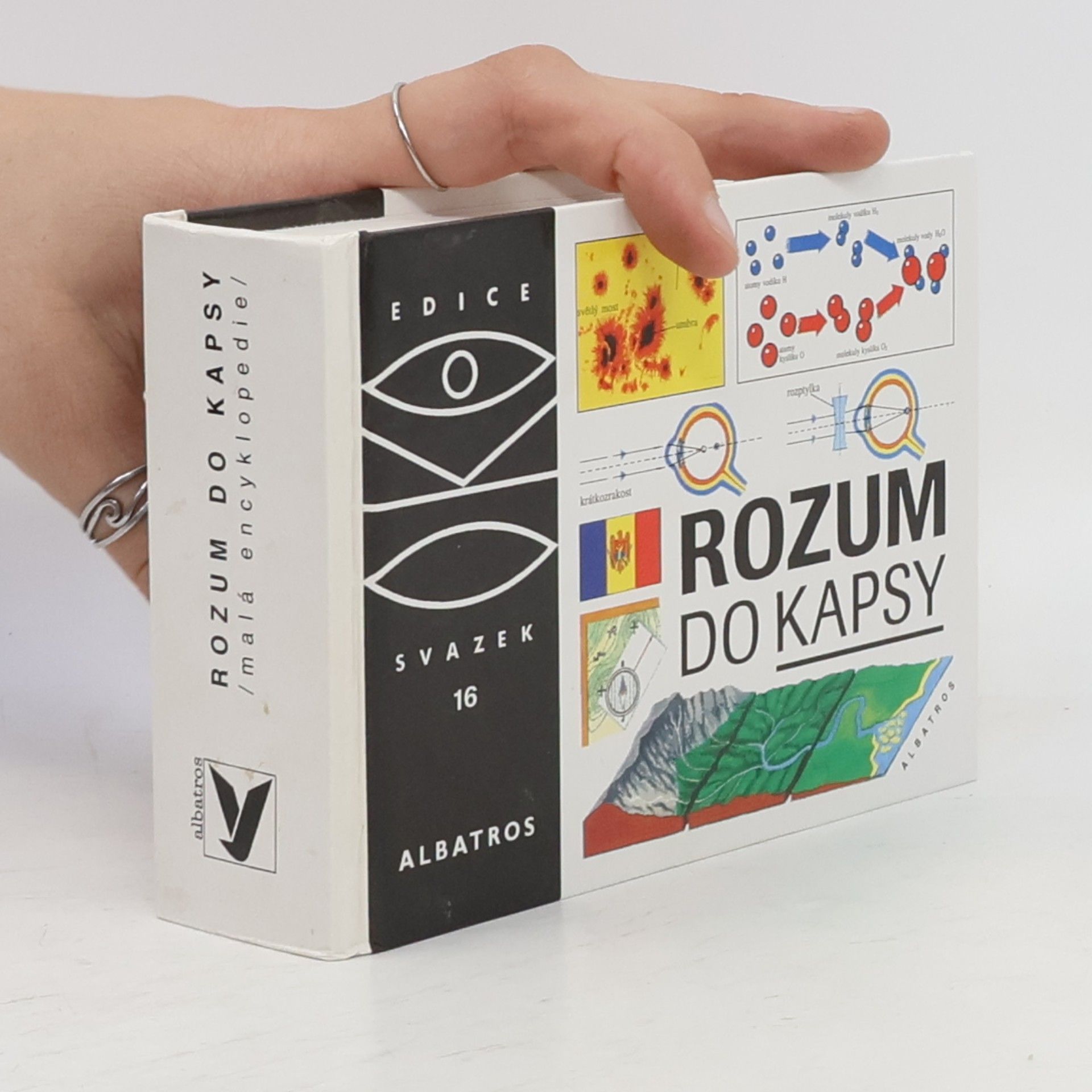 Autorenkollektiv Rozum do kapsy