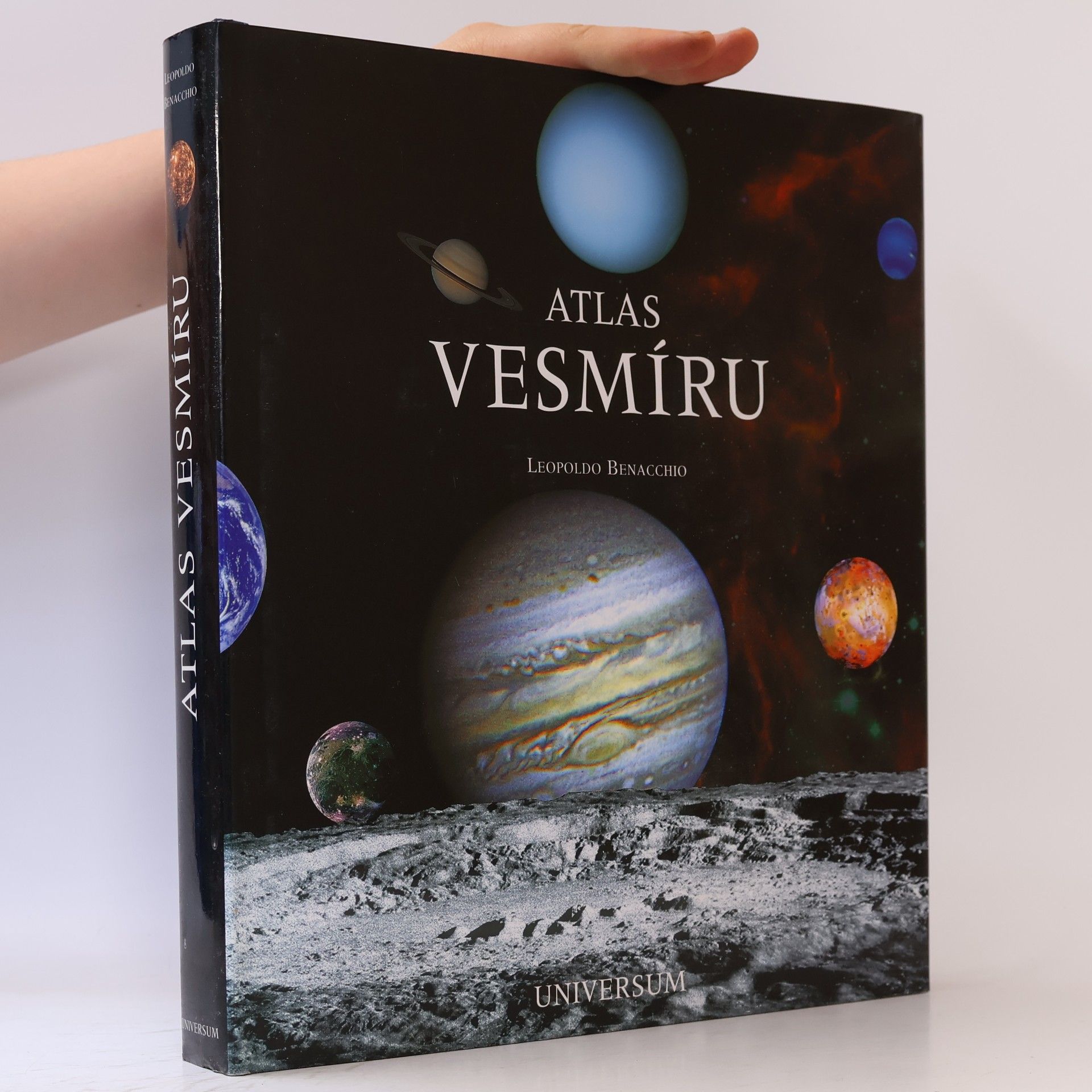 Piero Benvenuti Atlas vesmíru