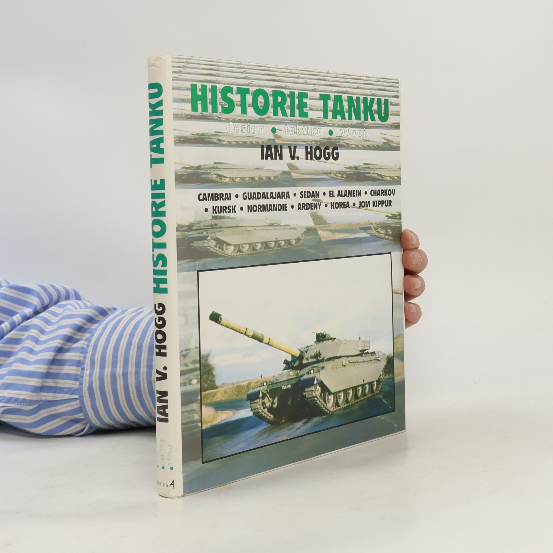 Ian Hogg Historie tanku