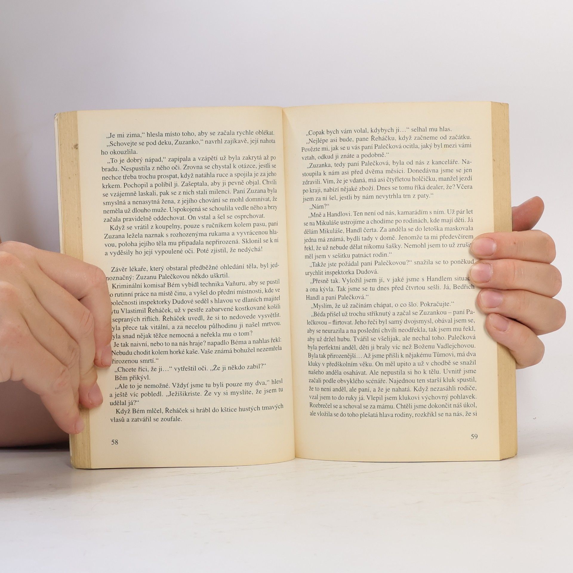Autorenkollektiv Tajemství padesáti žen: skutečné kriminální případy
