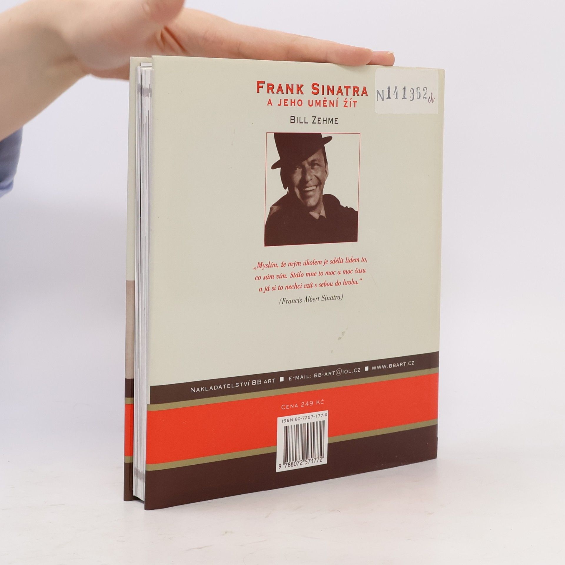 Pavel Bobek Jak se nosí klobouk. Frank Sinatra a jeho umění žít