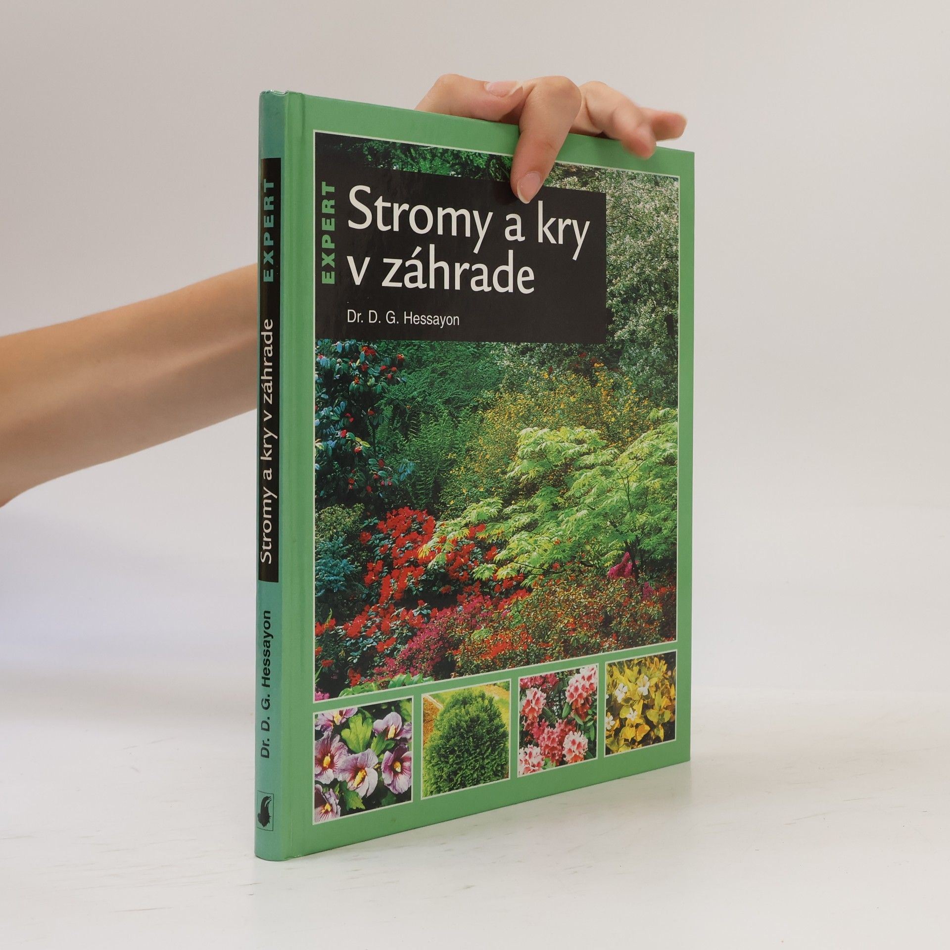 Stromy a kry v záhrade