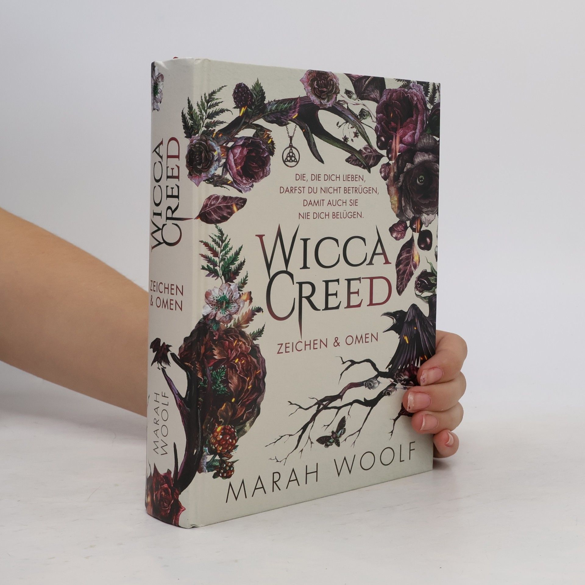 Marah Woolf WiccaCreed. Zeichen & Omen