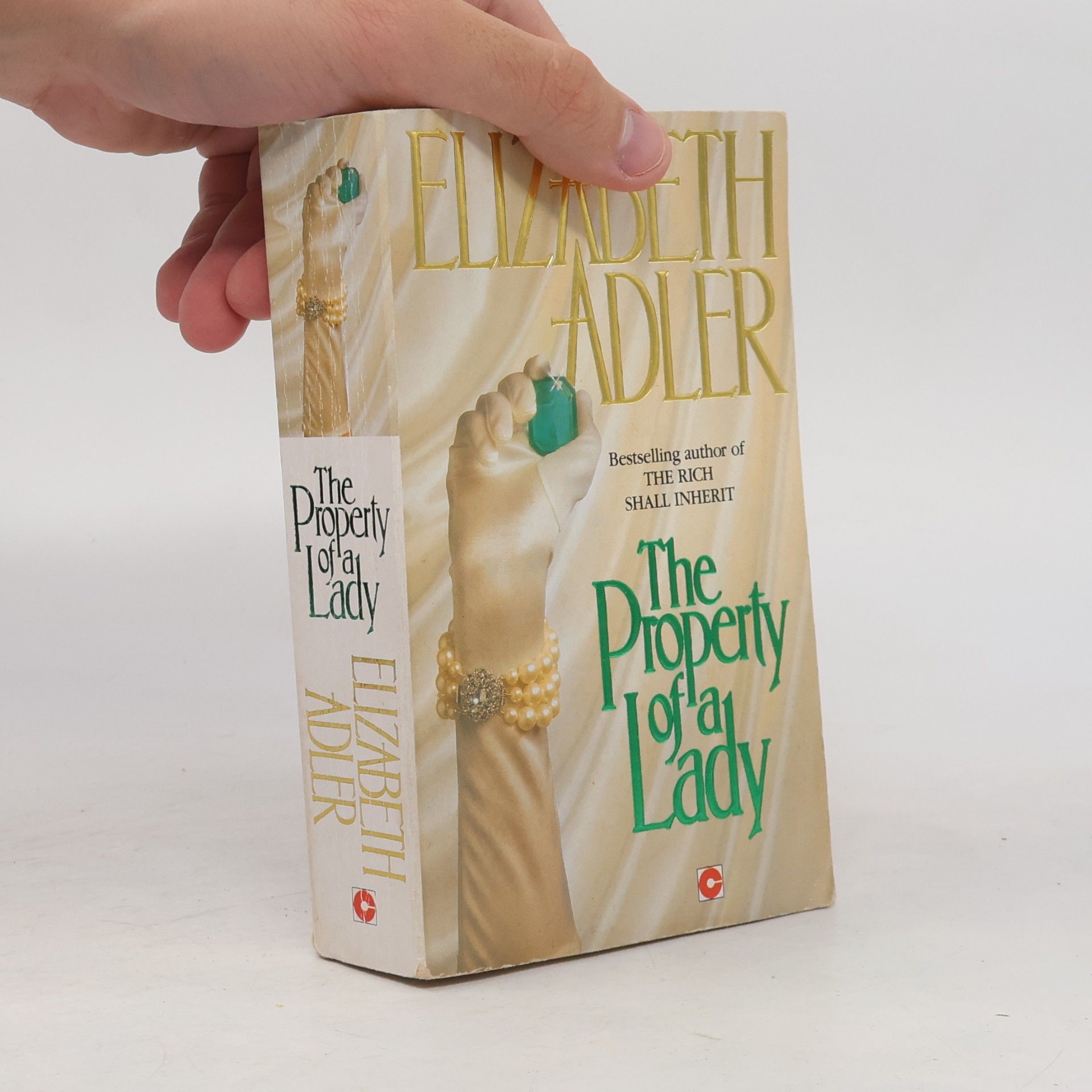 Elizabeth Adler The Property of a Lady