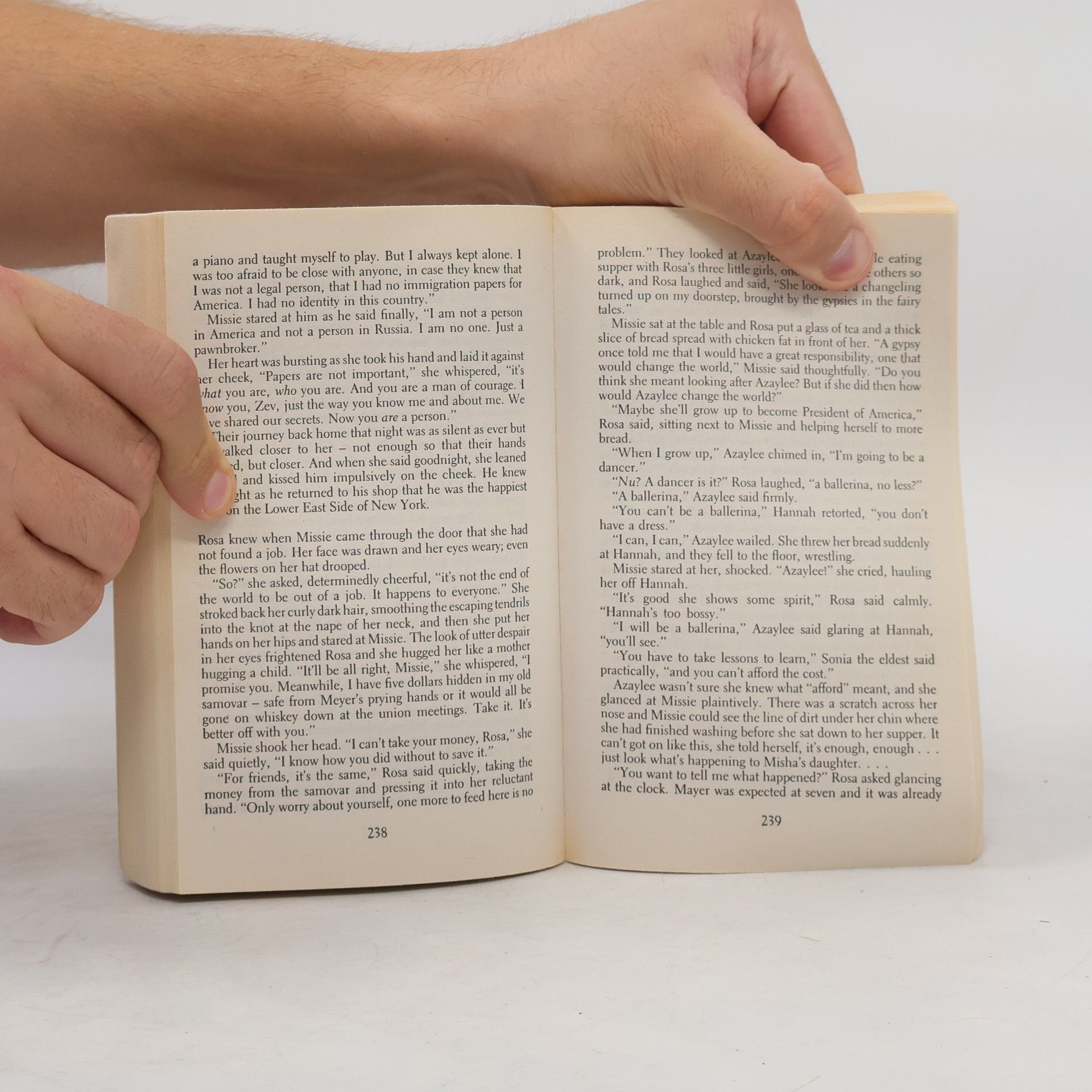 Elizabeth Adler The Property of a Lady