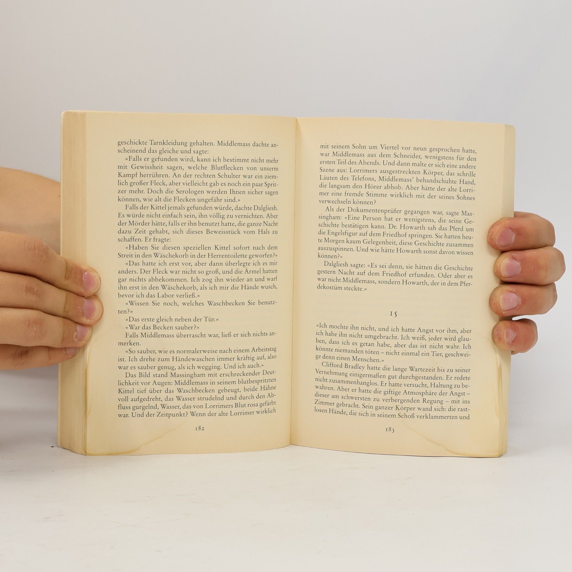 Phyllis Dorothy James Tod eines Sachverständigen