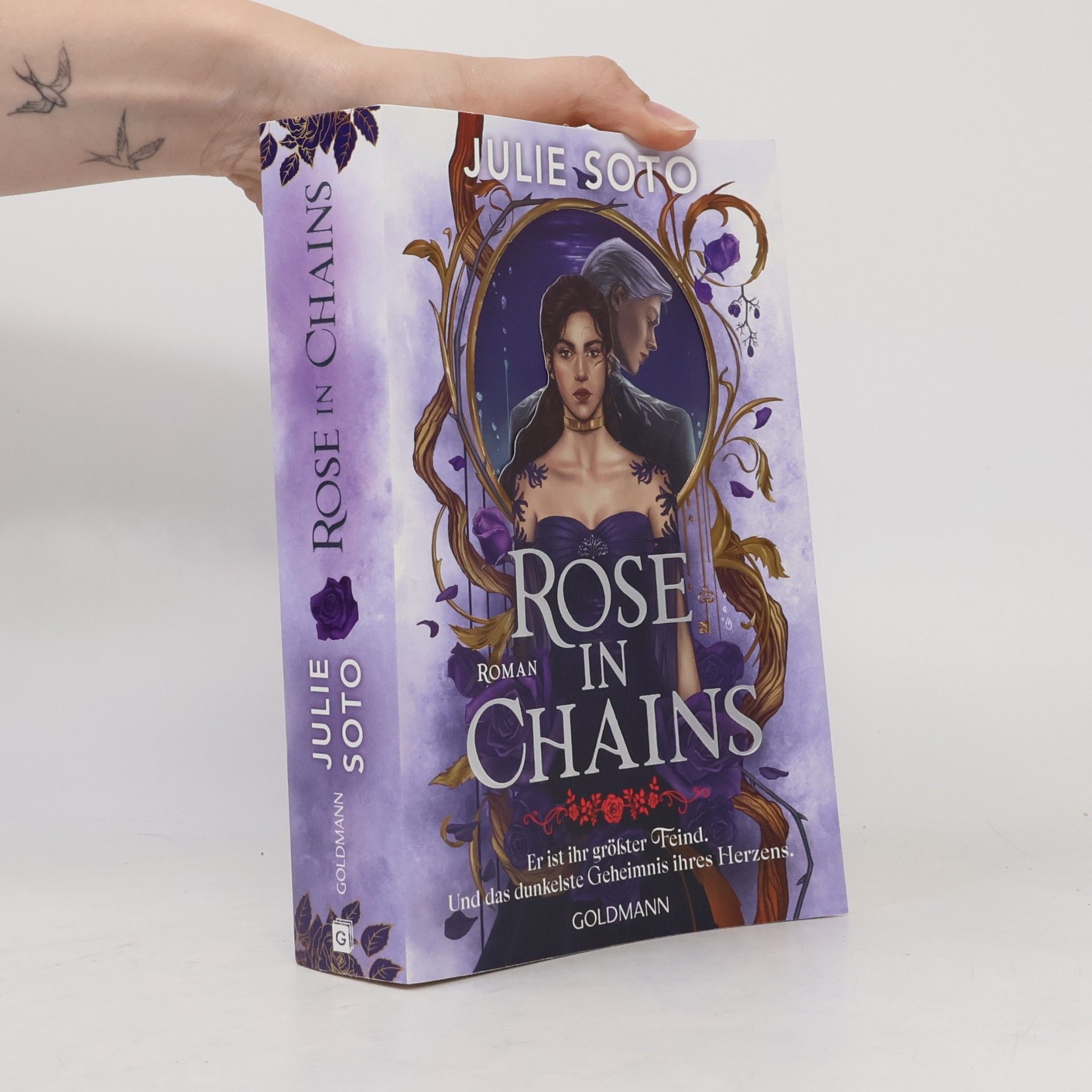 Julia Soto Rose in Chains
