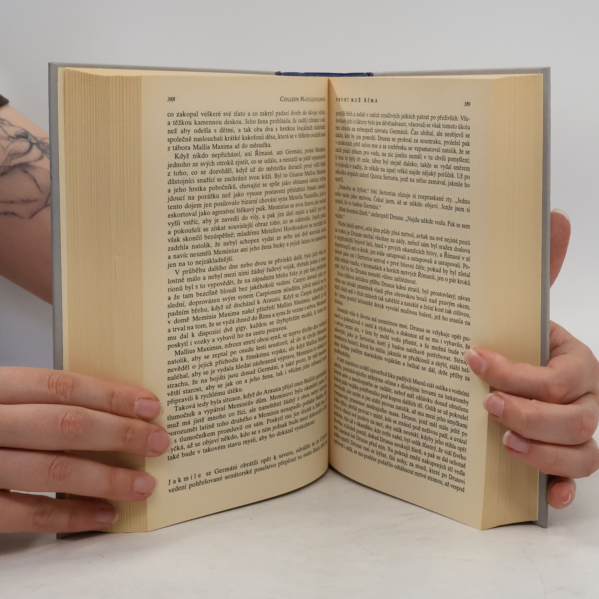 Colleen McCullough První muž Říma