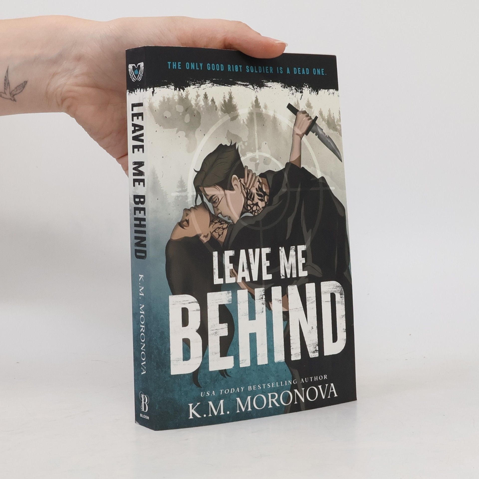 K M Moronova Leave Me Behind