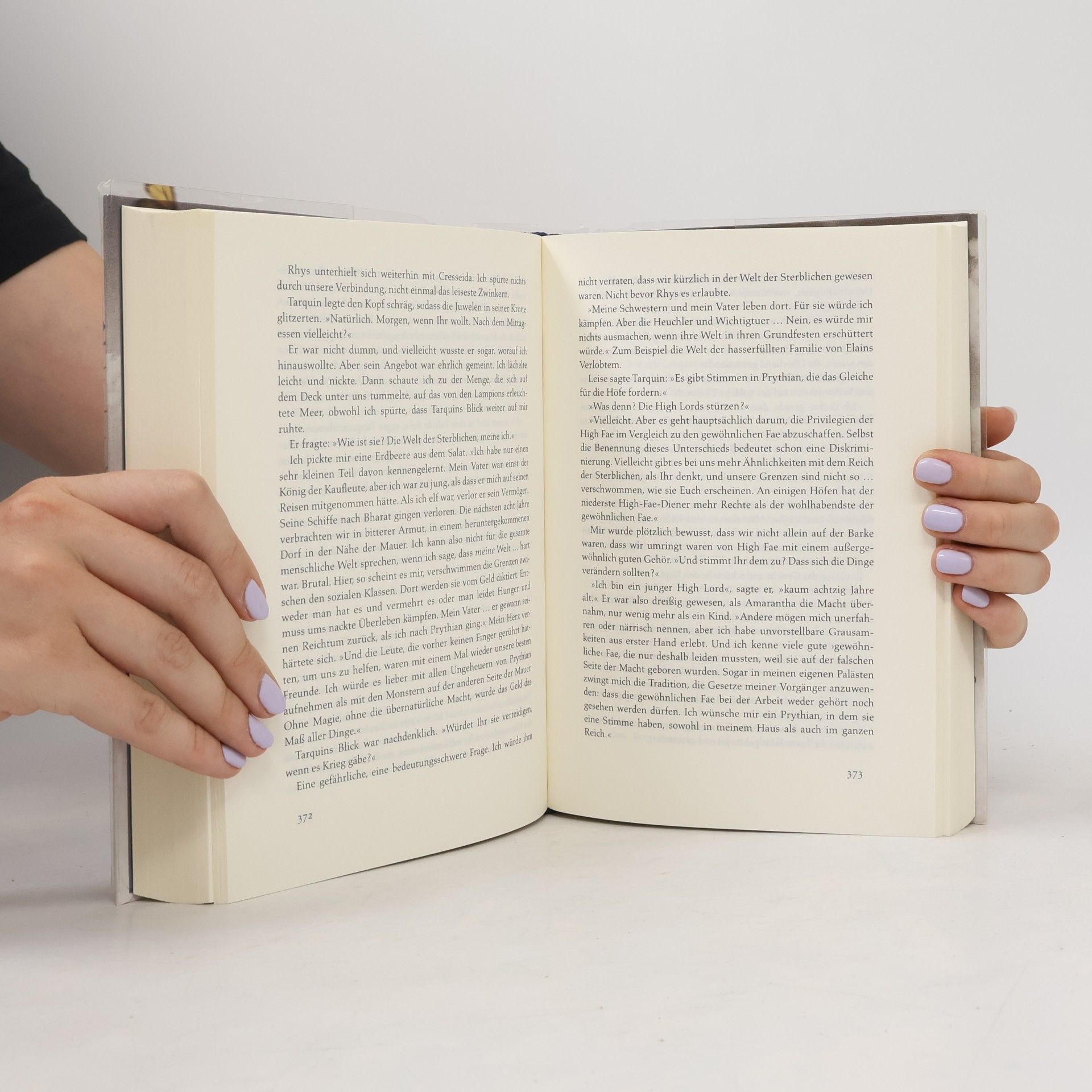 Sarah J. Maas Das Reich der sieben Höfe - Flammen und Finsternis