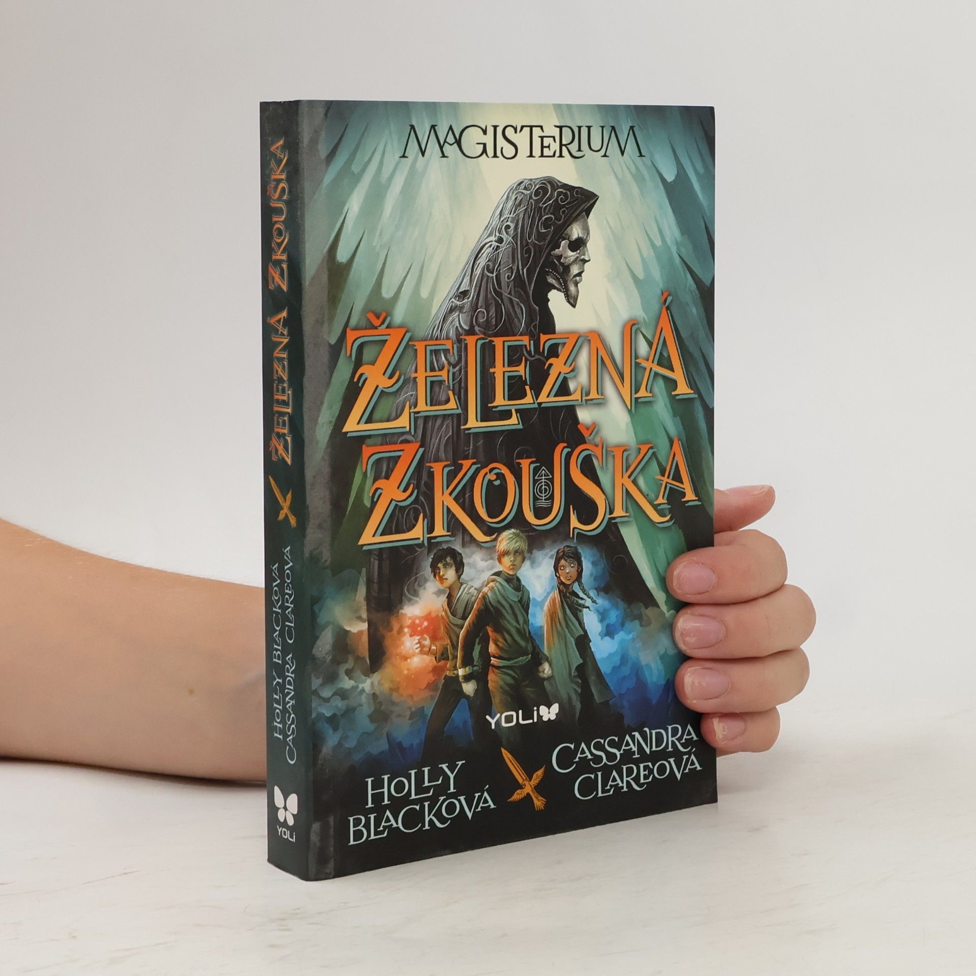 Holly Black Magisterium 1. Železná zkouška