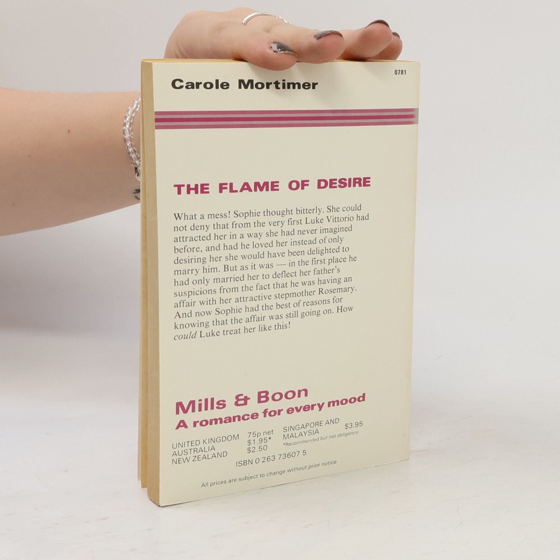 Carole Mortimer The Flame of Desire