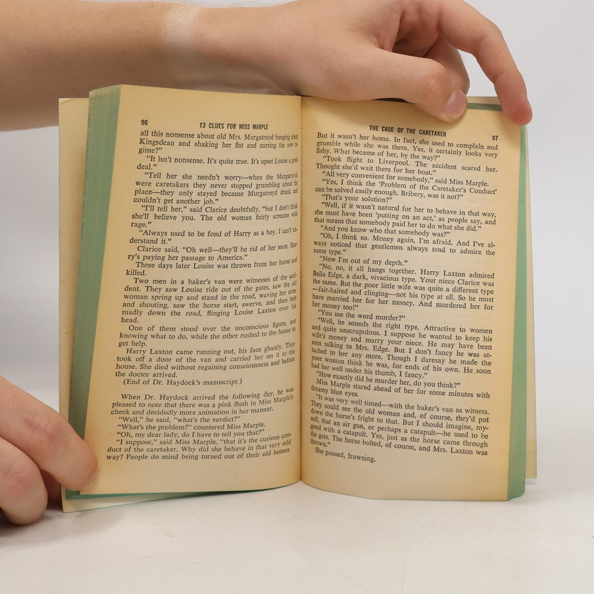 Agatha Christie 13 Clues for Miss Marple