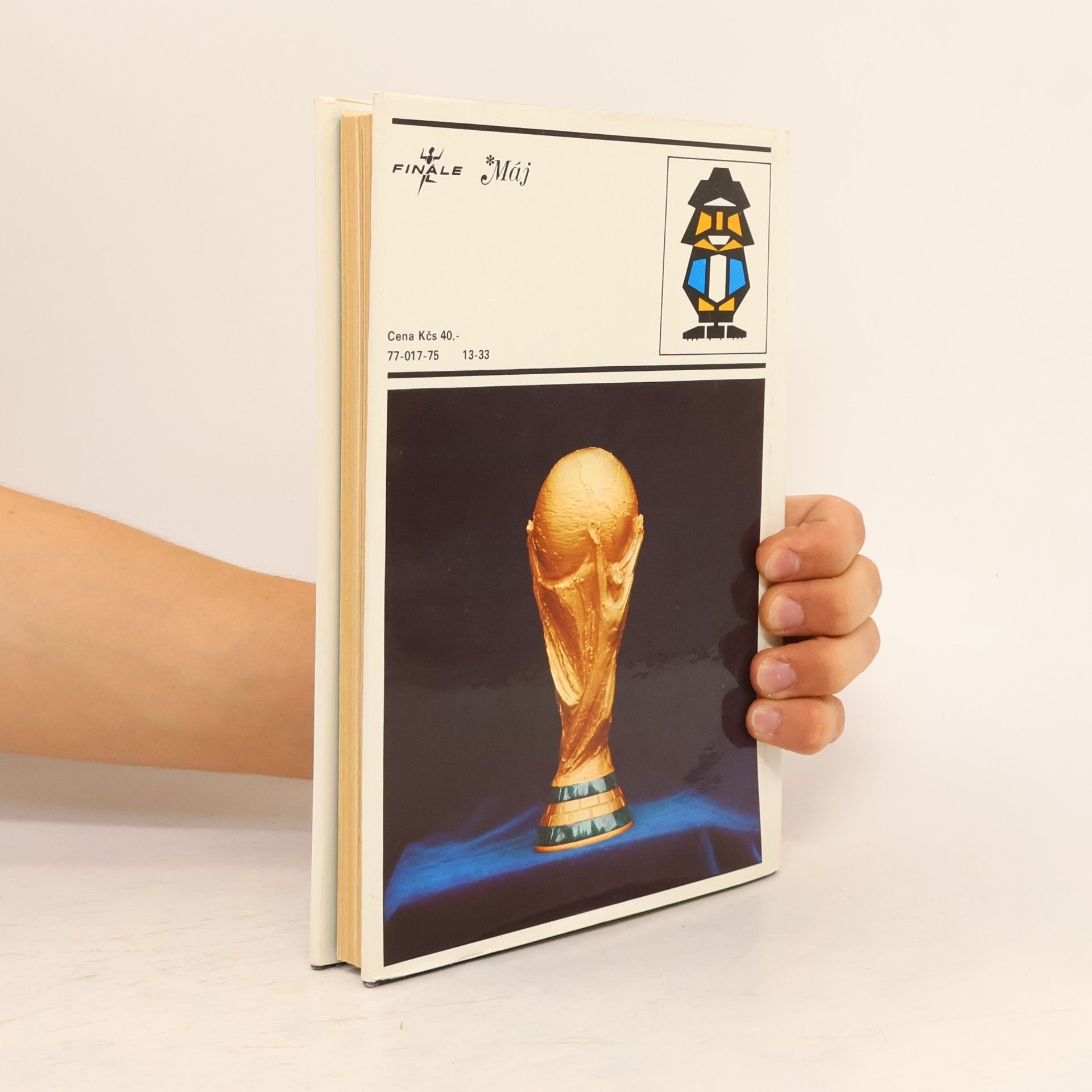Imrich Hornáček Svetový pohár. 10 futbalových šampionátov