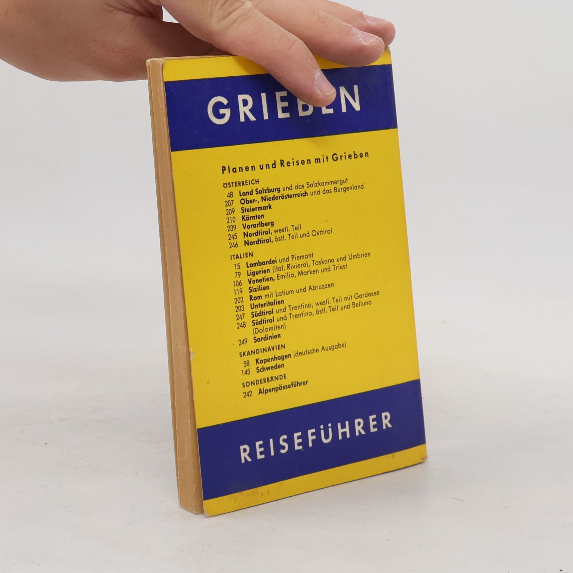 Kolektiv autorů Grieben. Alpenpässeführer. Reiseführer