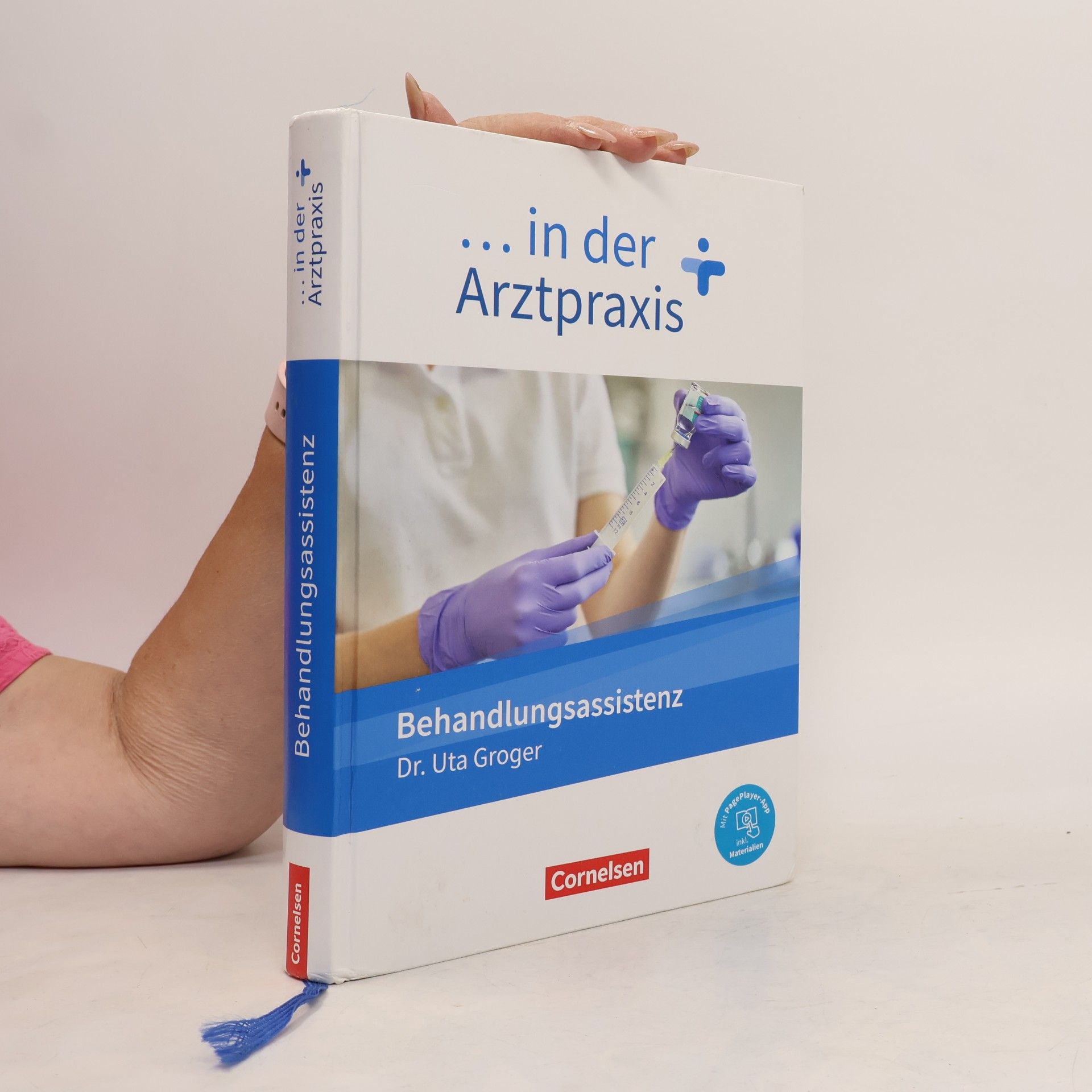 Various authors ...in der Artzpraxis