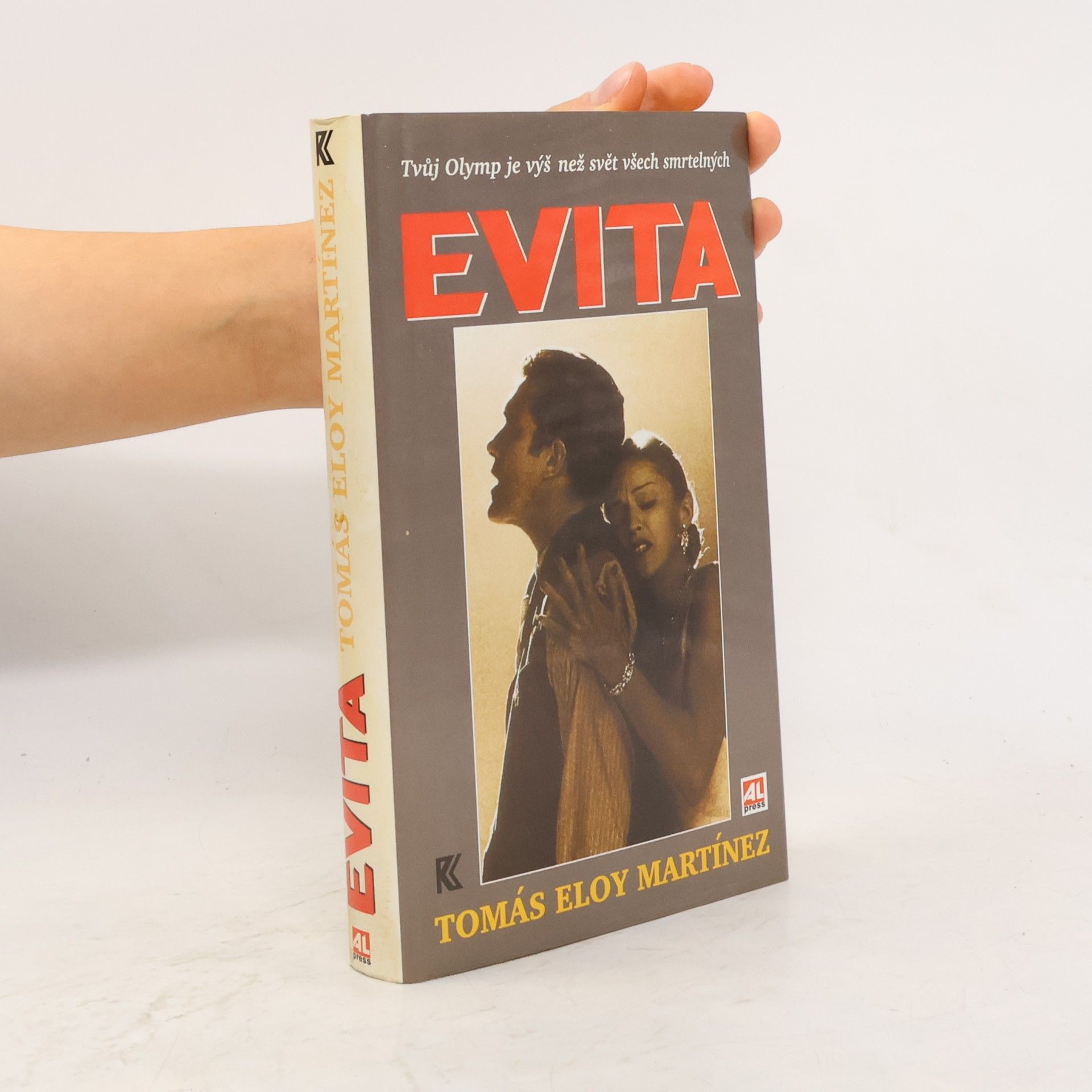 Tomás Eloy Martínez Evita