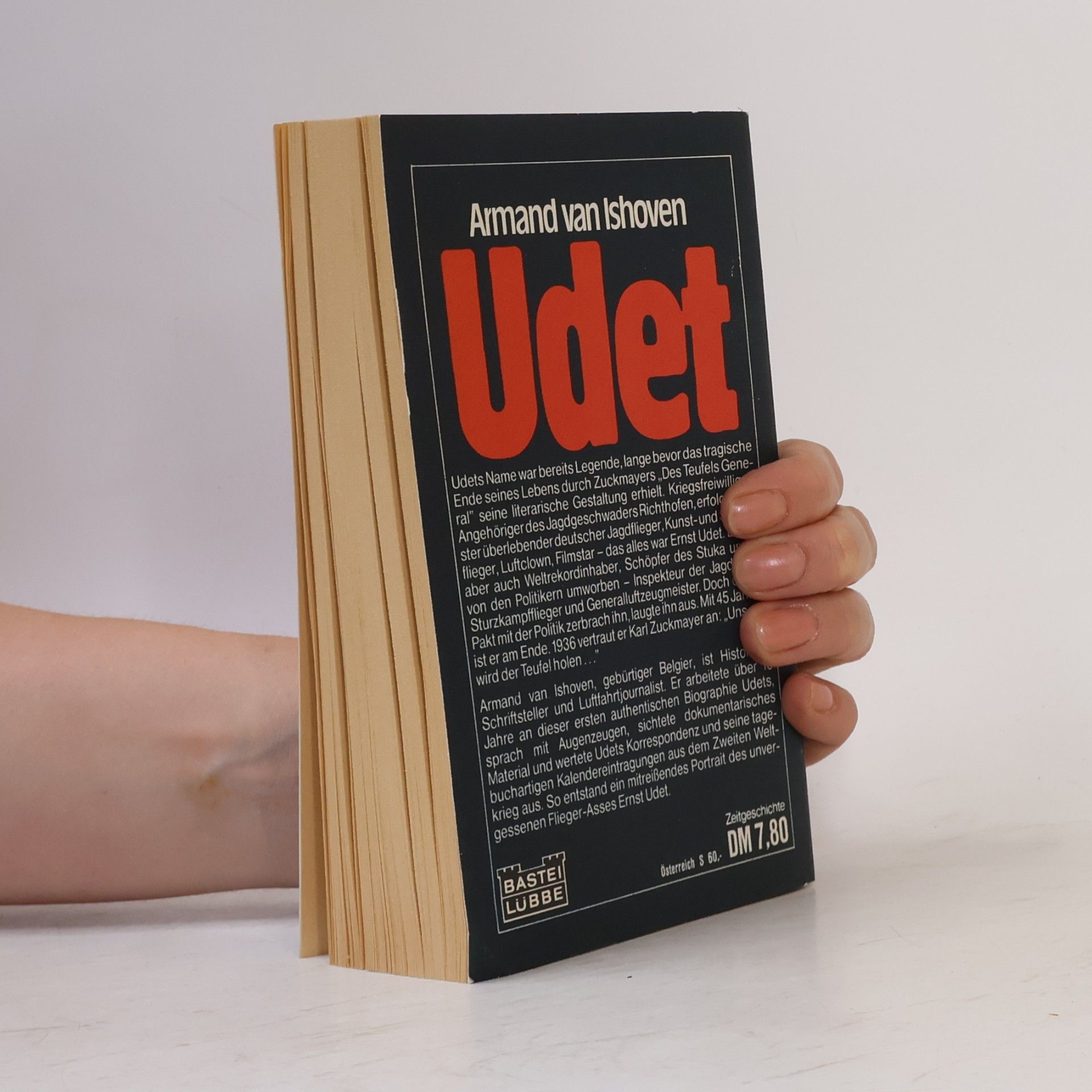 Armand van Ishoven Udet
